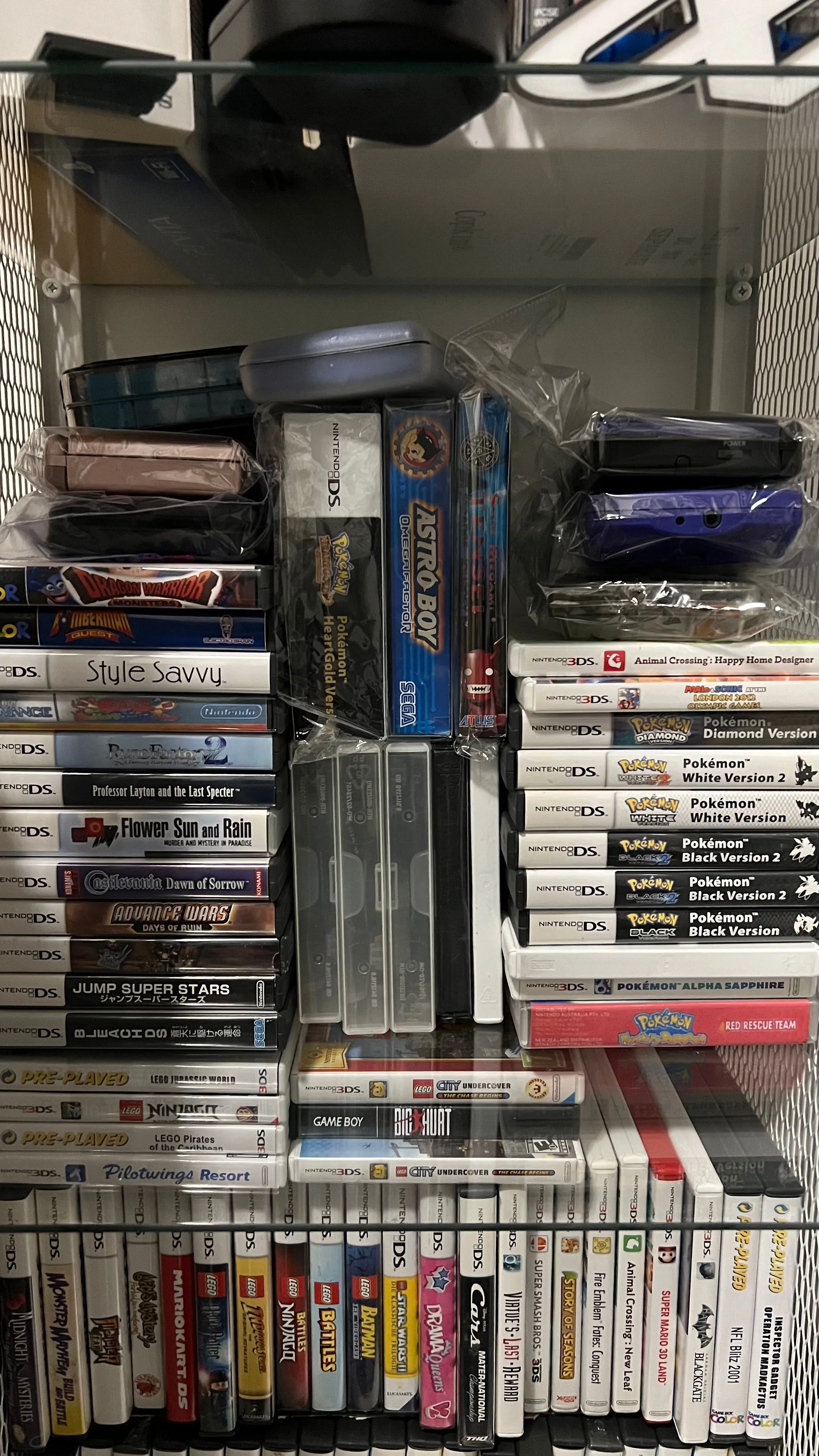 Product image for Games - handheld games
