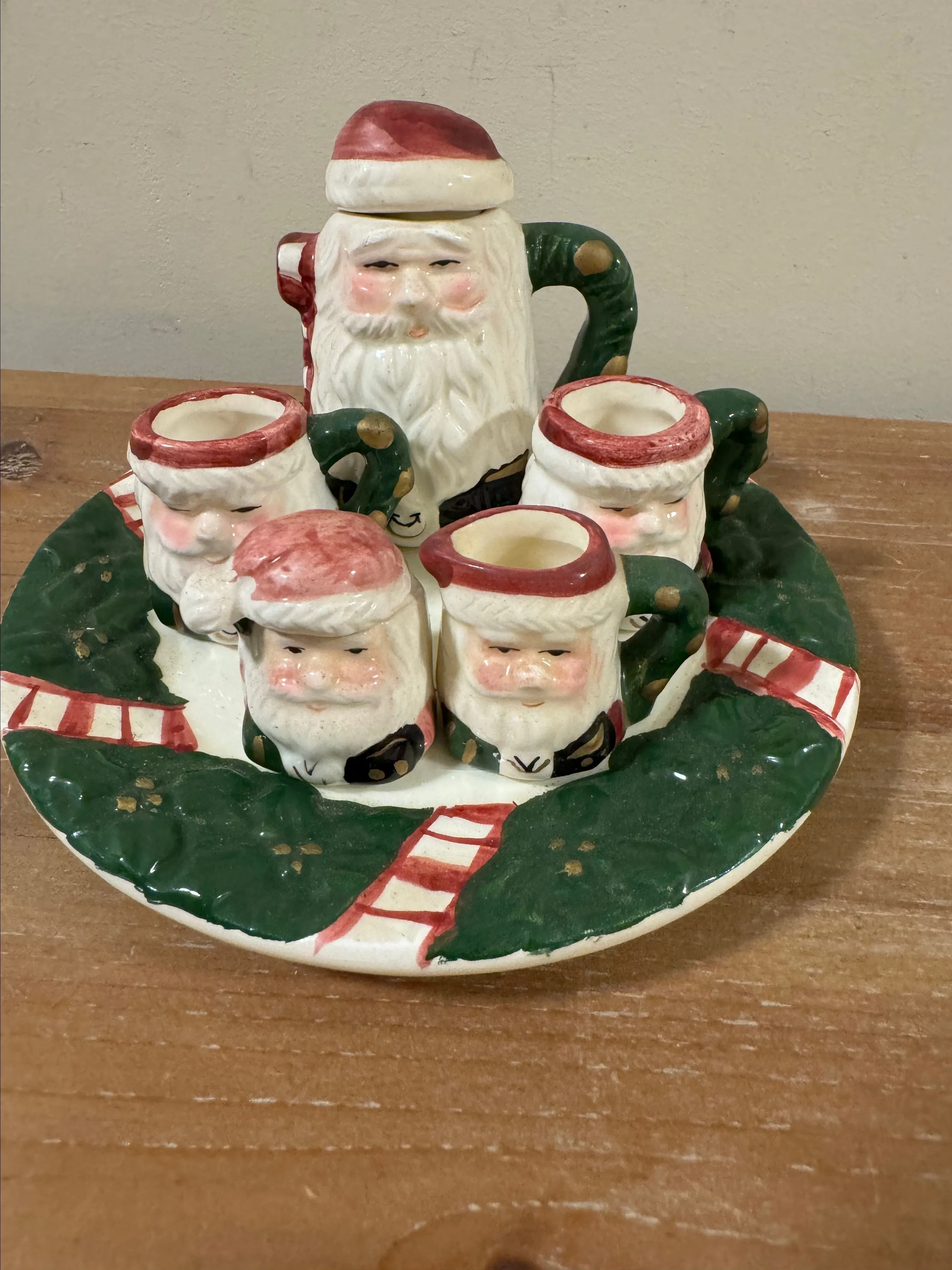 Product image for 380. VINTAGE Ceramic 8pc MIniature Santa Claus Christmas TEA SET w/Tray