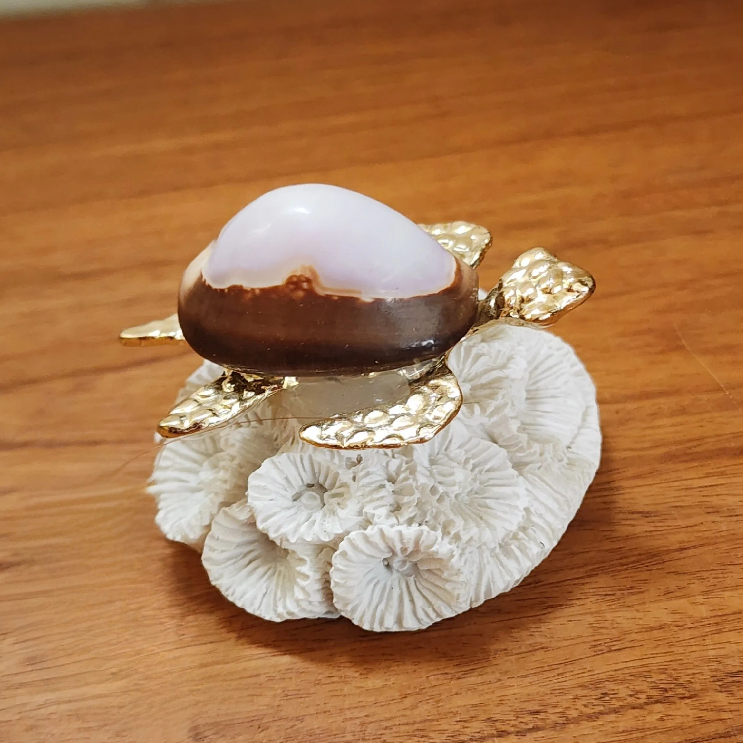 Product image for #19 Shell Factory Gold Tone Metal Swimming Turtle Faux Coral