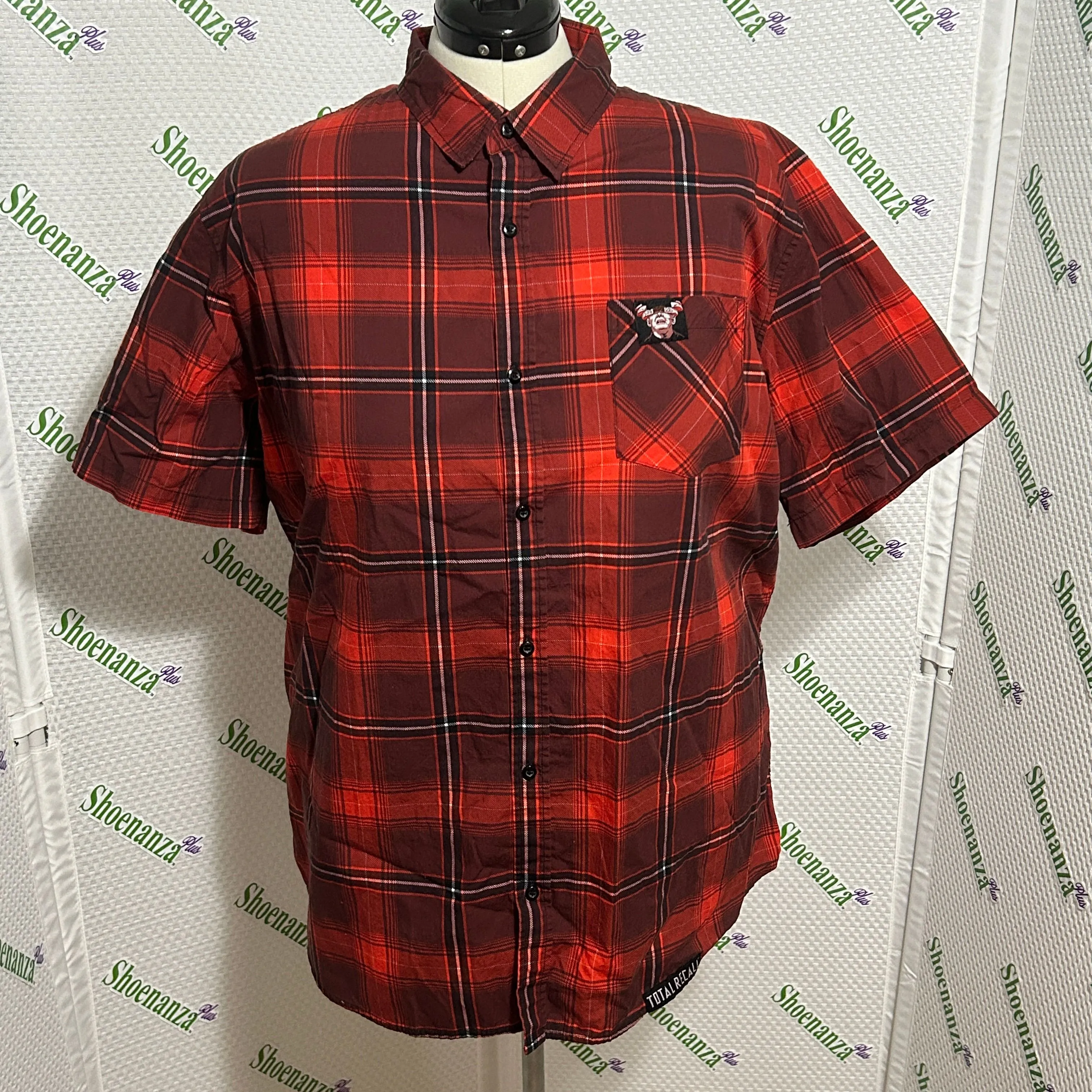 Product image for Middle Of Beyond Button Down Shirt Total Recall Arnold Schwarzenegger Mens XL