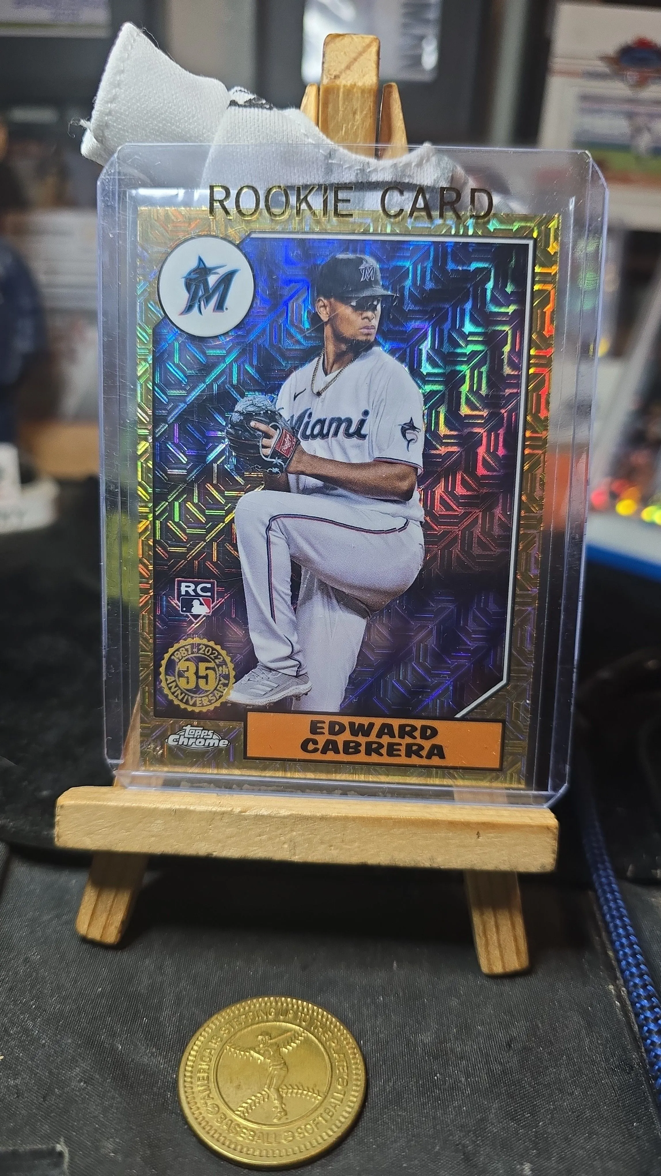 Product image for 2022 topps 35th EDWARD CABRERA RC gold mojo refractor
