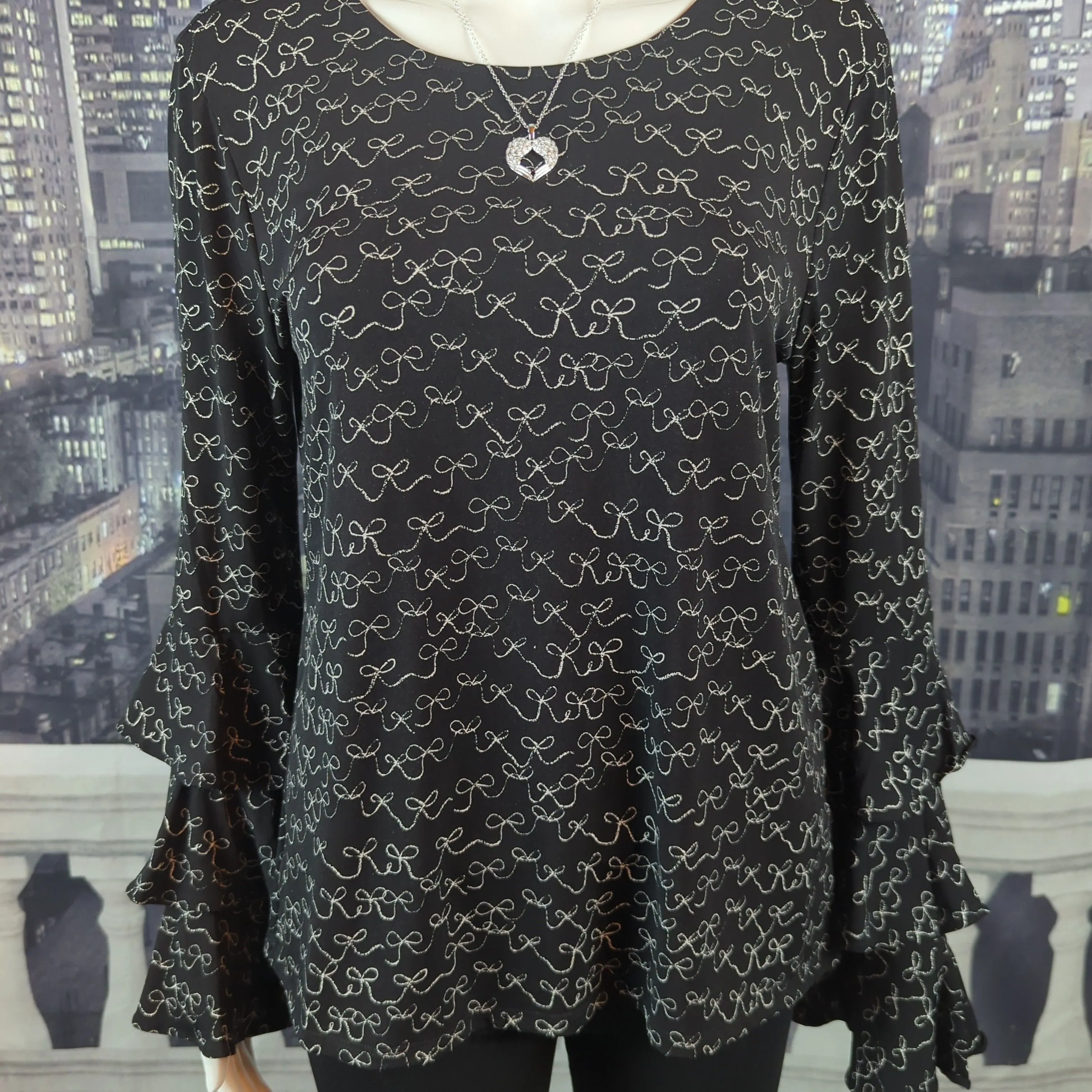 Product image for CeCe sz S Squiggly Bow Printed Tiered Bell Sleeve Top
