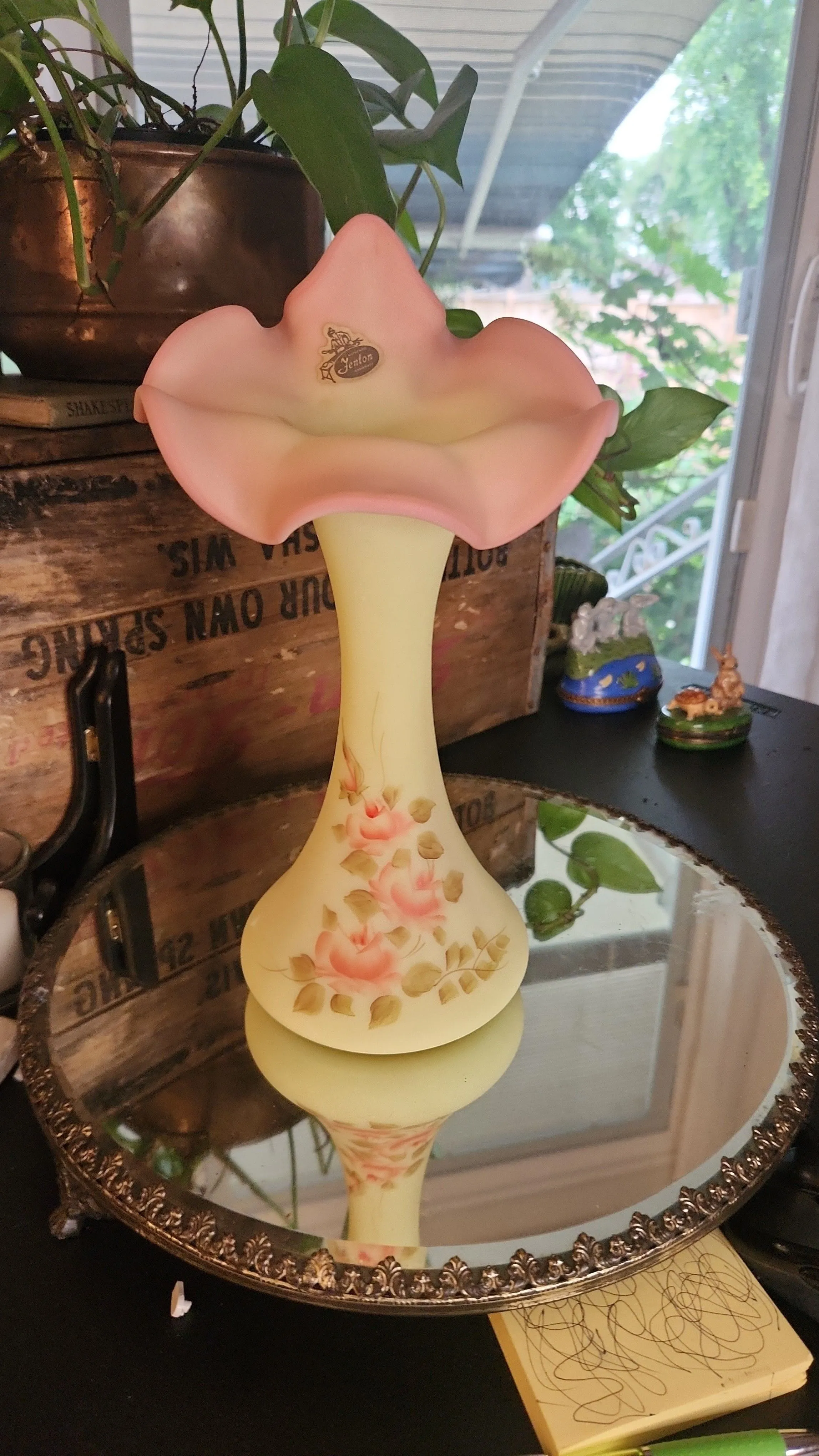 Product image for Fenton Tulip Vase AKA Jack-in-the-Pulpit vase Uranium