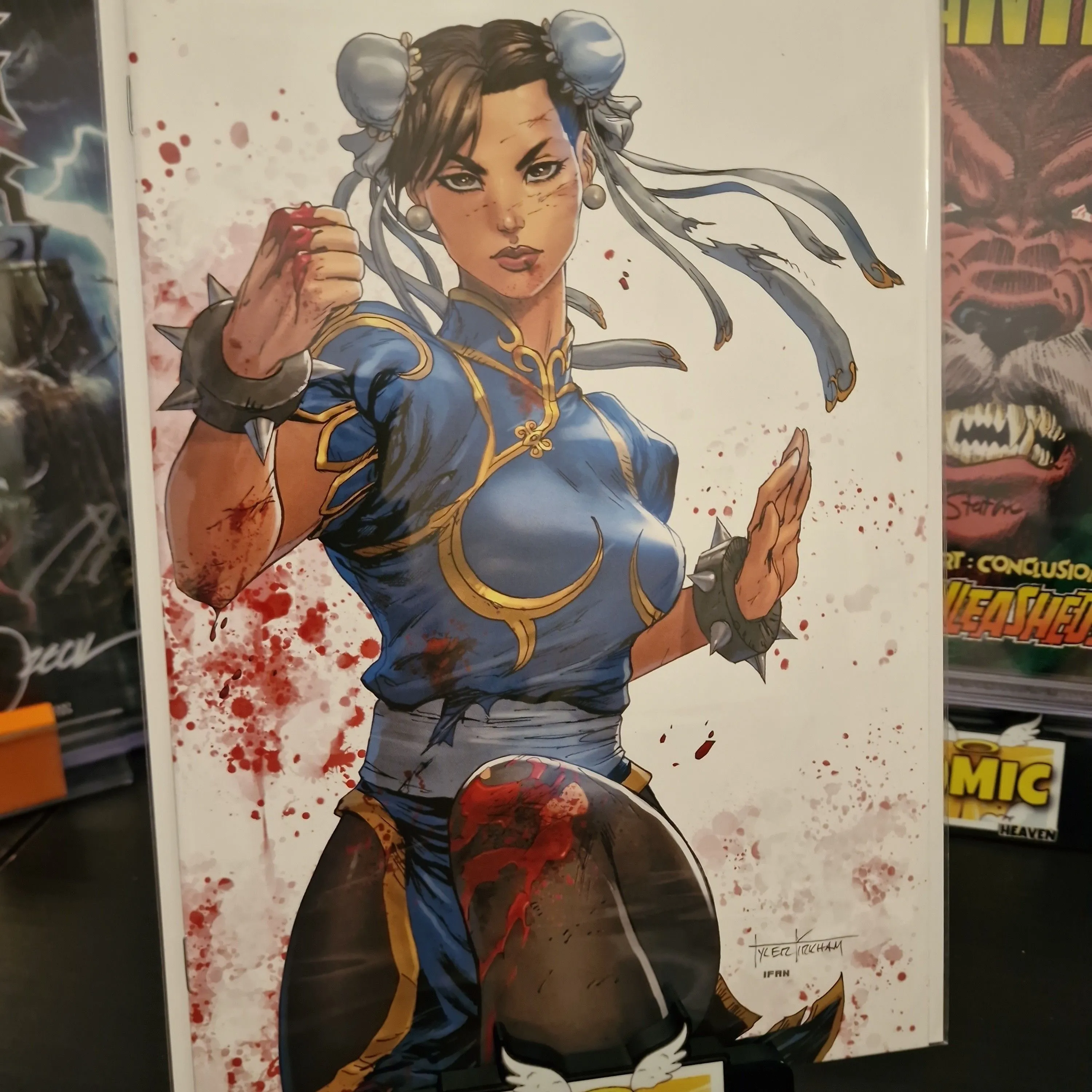 Product image for 01. Street Fighter Omega #1 Chun Li Battle Damage Tyler Kirkham Ltd 500 🔥