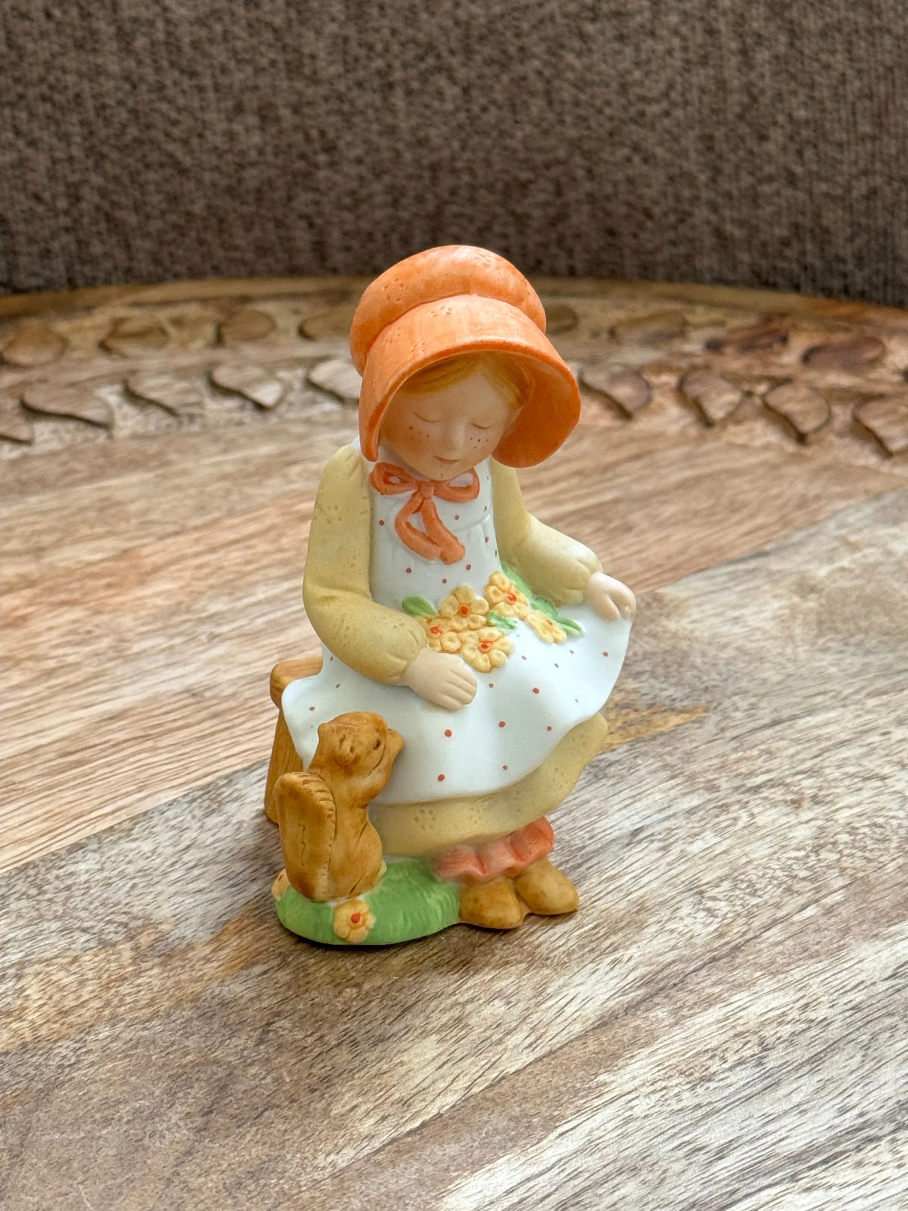Product image for Vintage holly hobby girl with squirrel