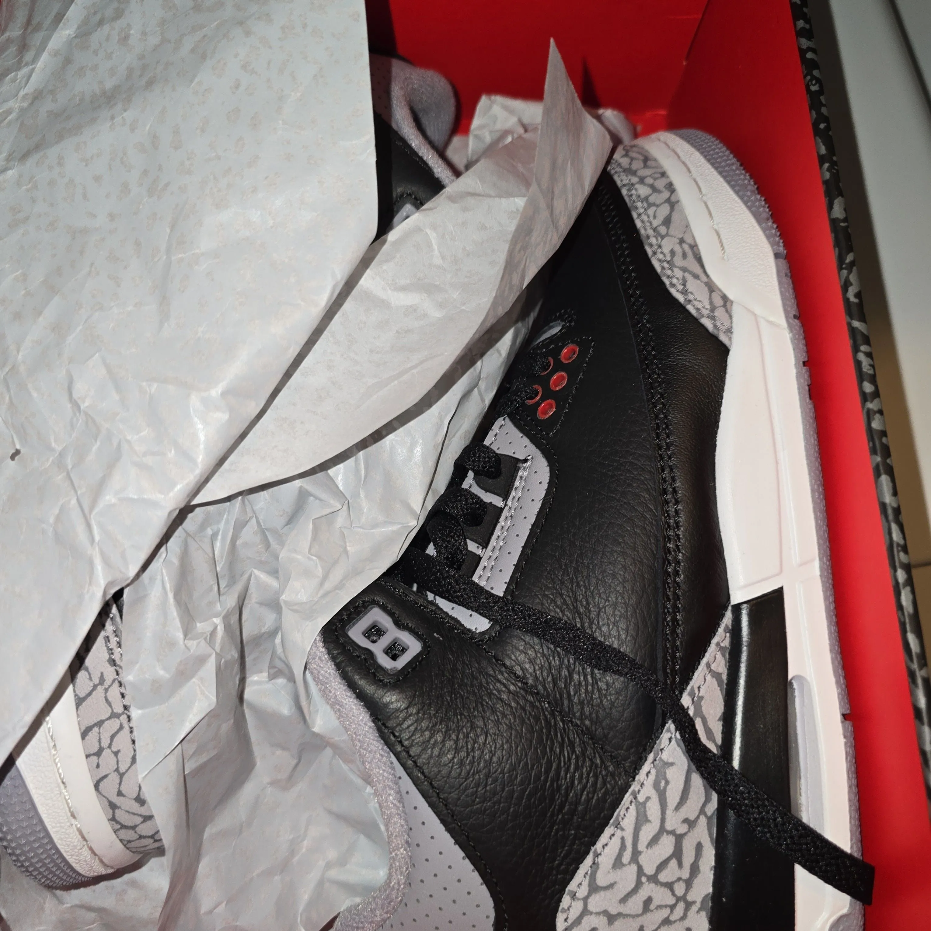 Product image for Jordan 3 Fire Red 4Y/5.5W