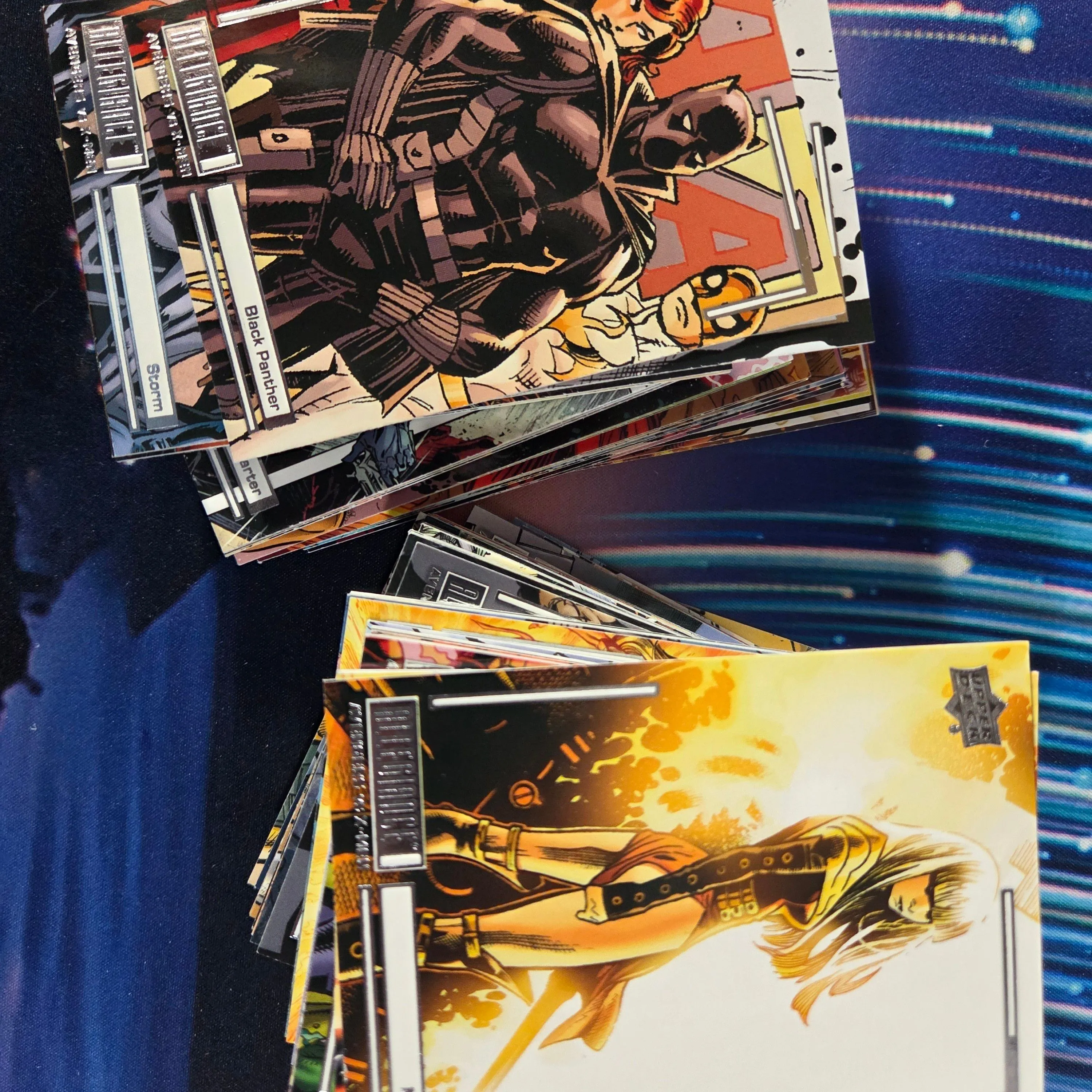 Product image for Allegiance Avengers vs X-Men Base