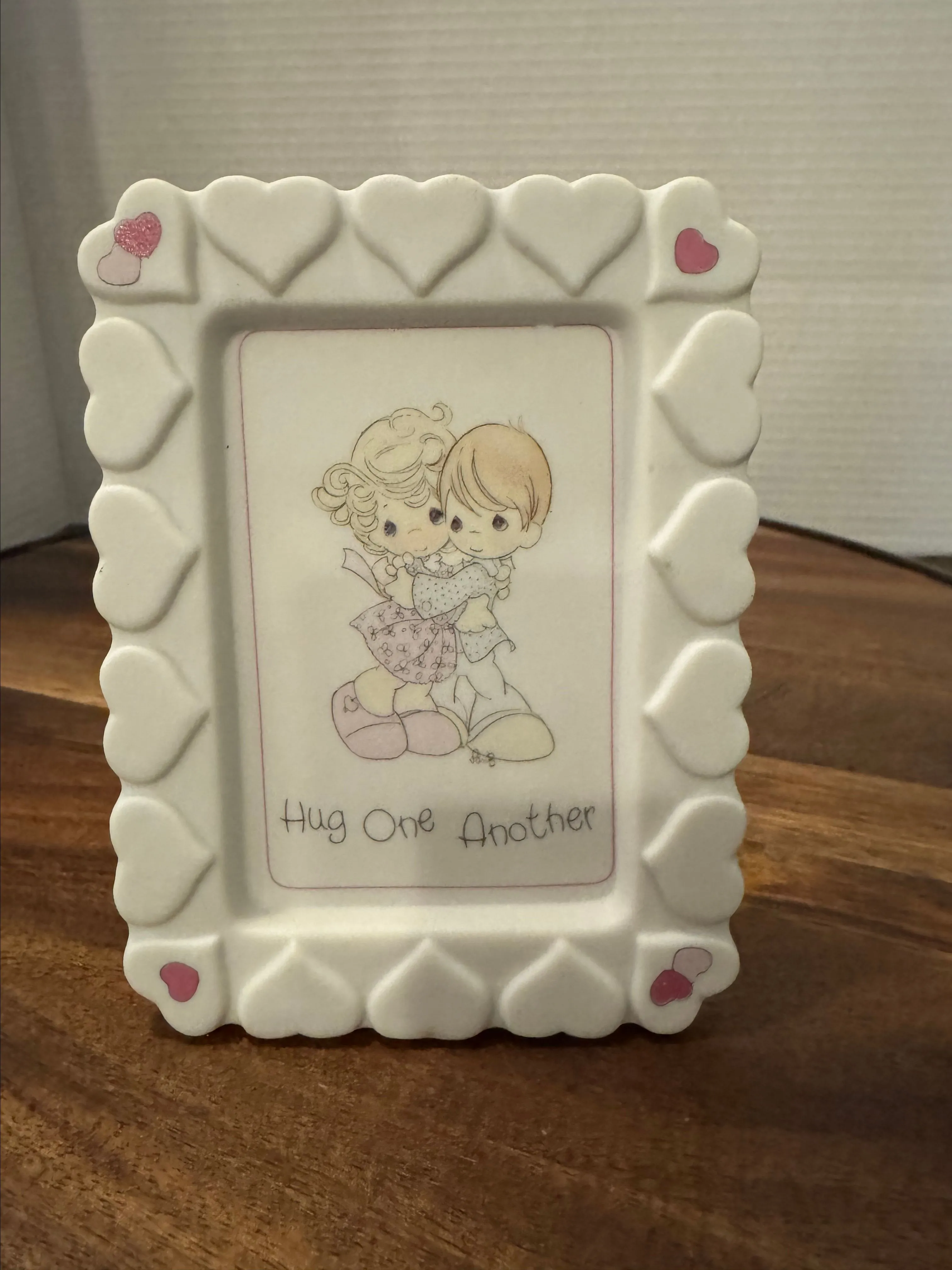 Product image for Vintage 1989 precious moments 5 inch ceramic frame figure