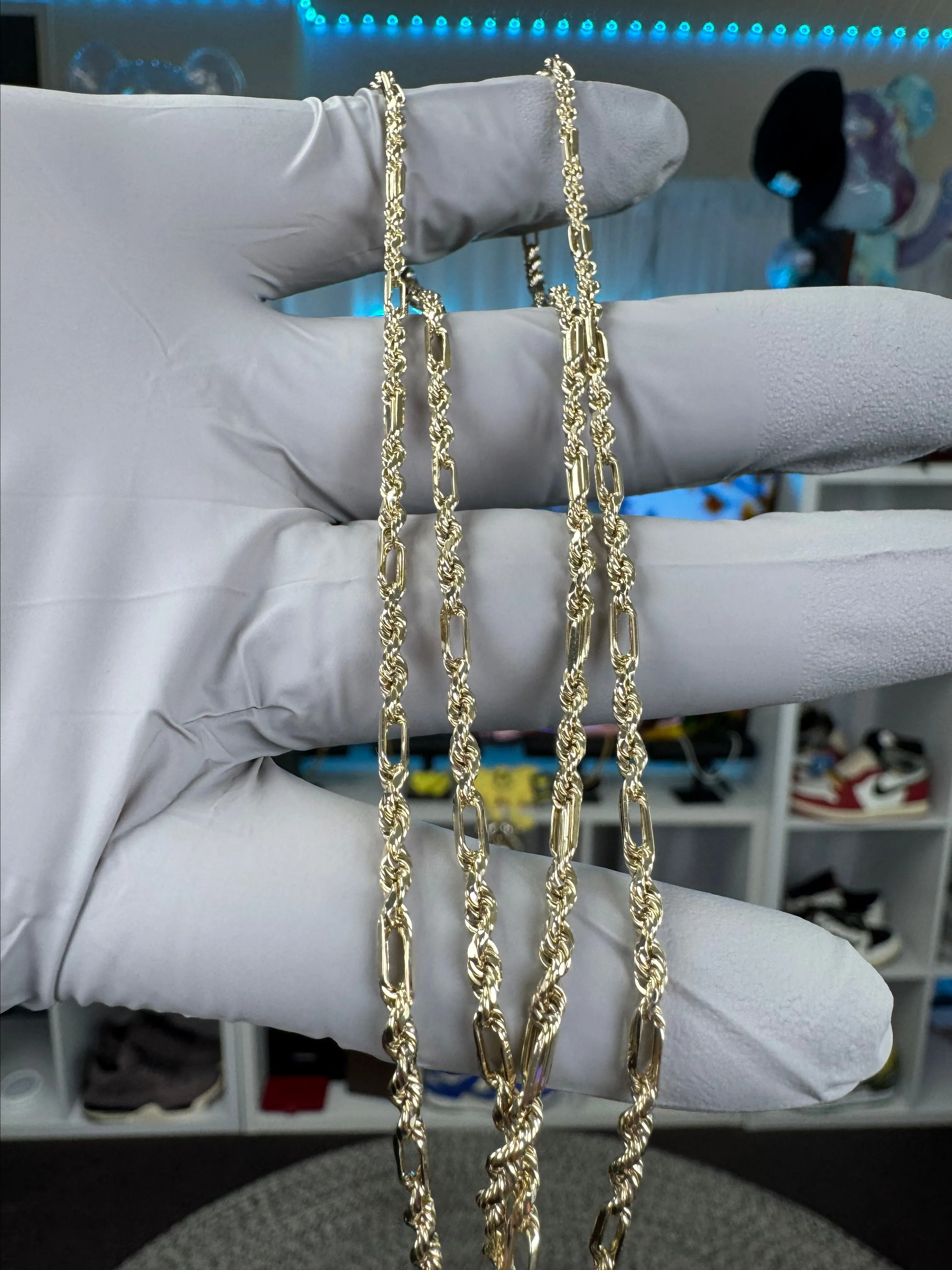 Product image for 24" 2.5mm 10K Gold Figarope Chain