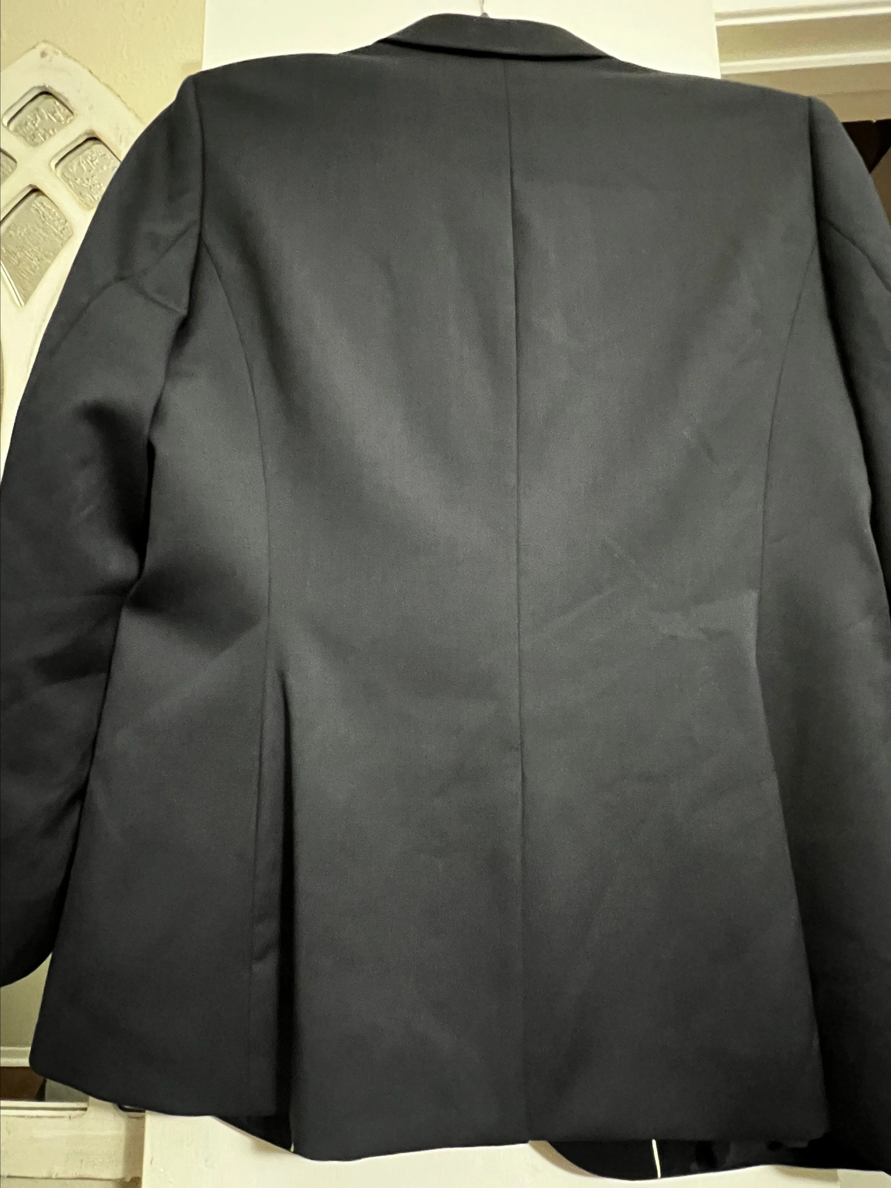 Listing Image Blurred Background