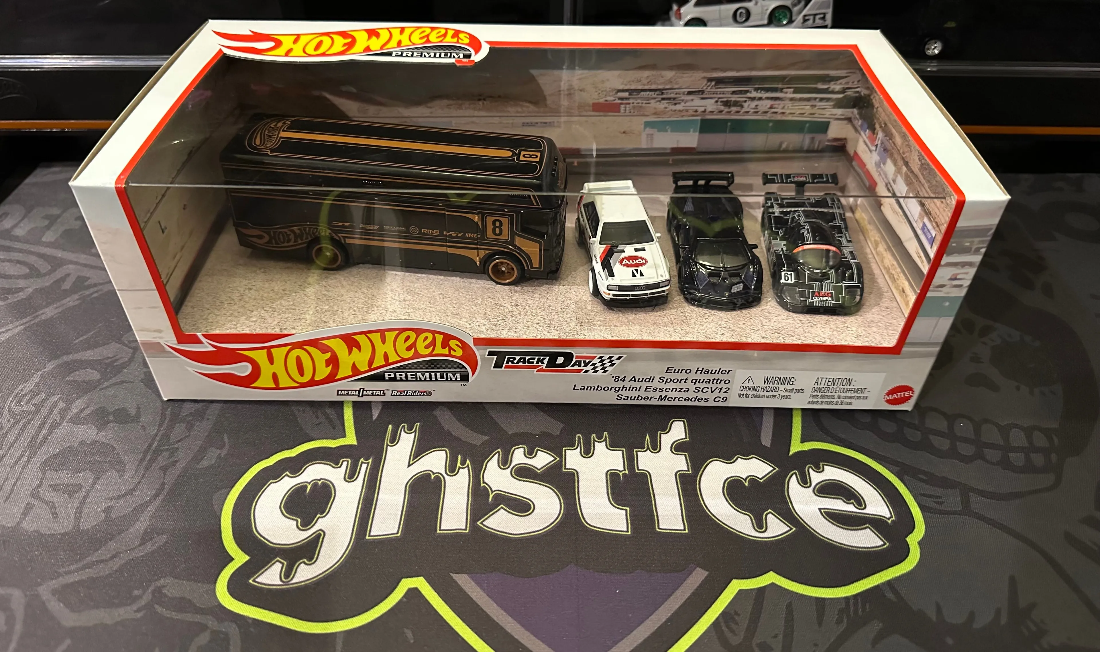 Product image for Hot Wheels Premium Track Day diorama