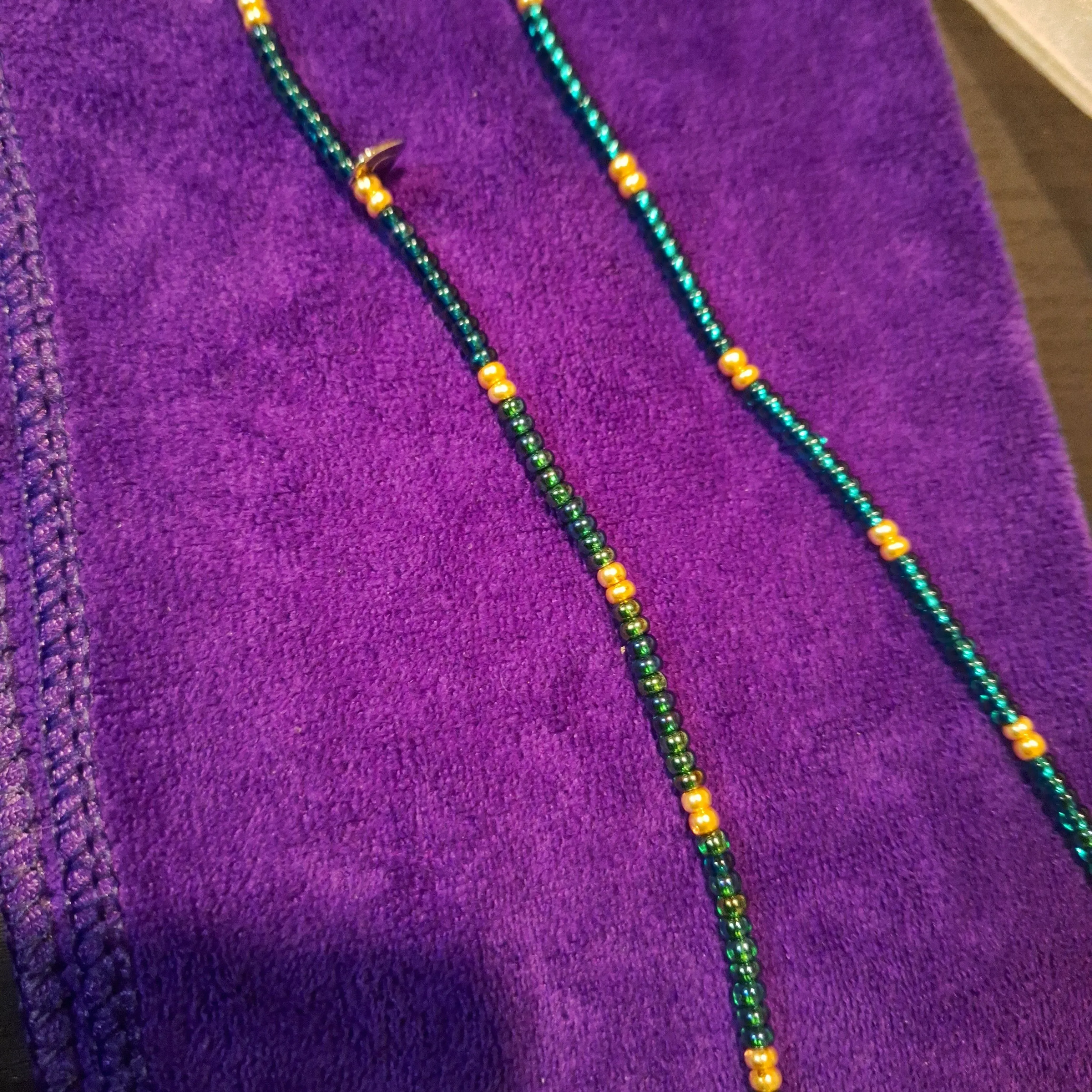 Product image for Emerald green and Gold waist jewelry with charms