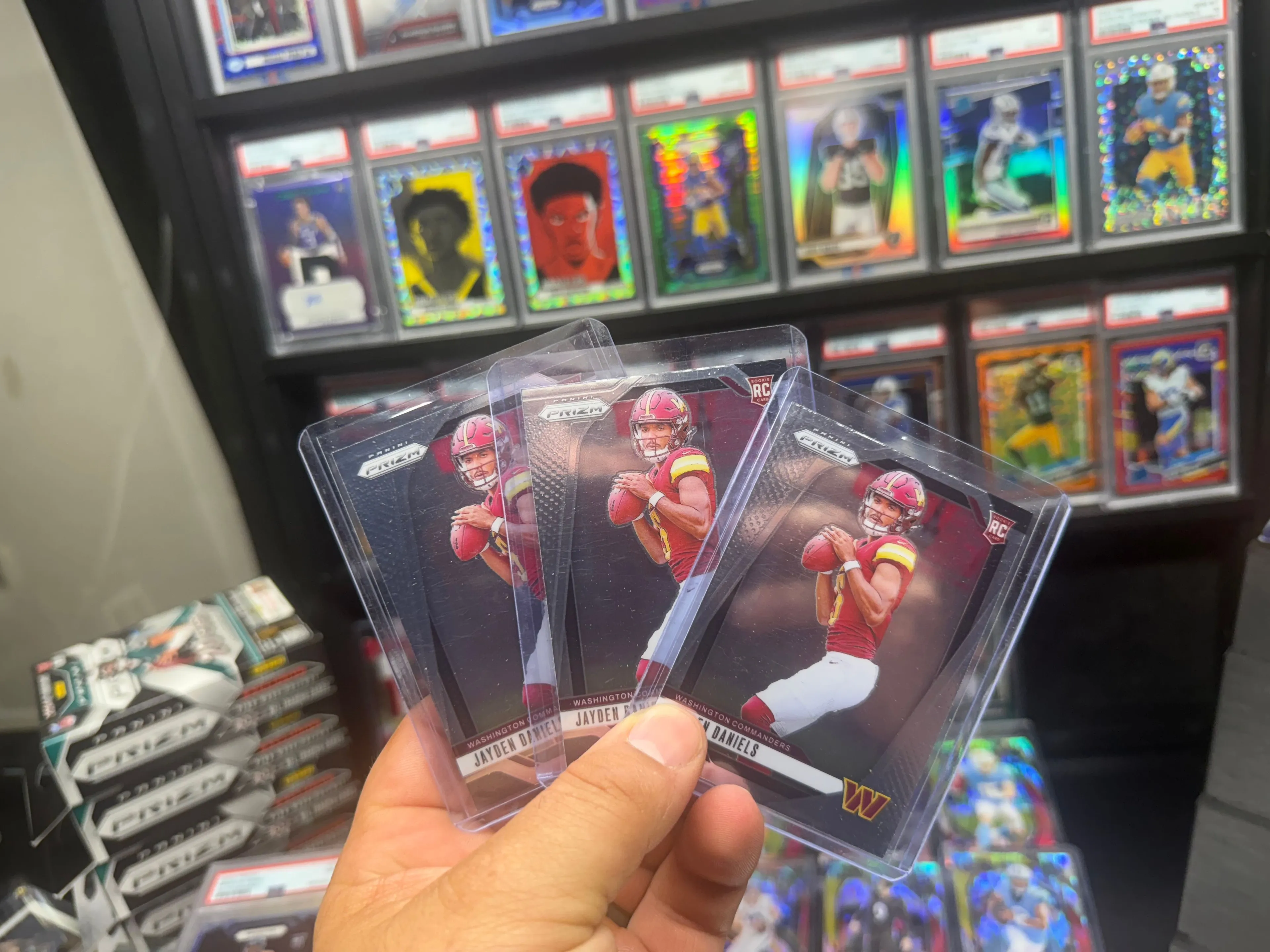 Product image for Jayden Daniels Prizm base