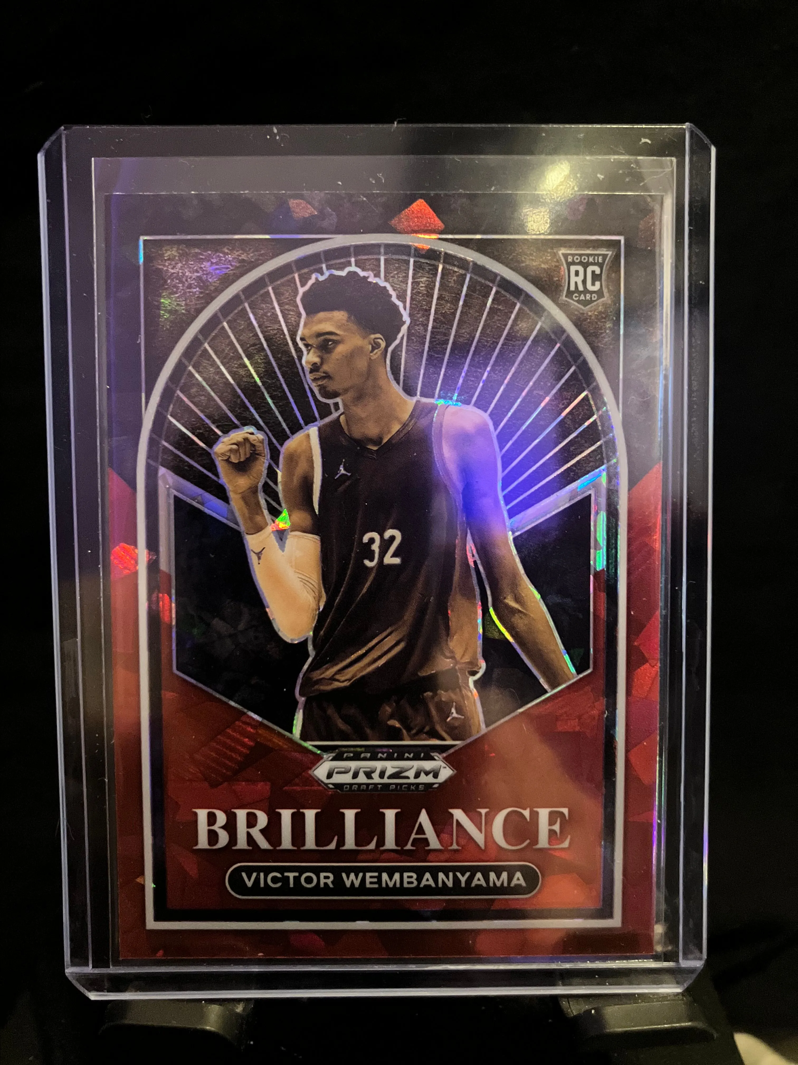 Product image for Victor Wembanyama Red Cracked Ice Prizm Draft Picks