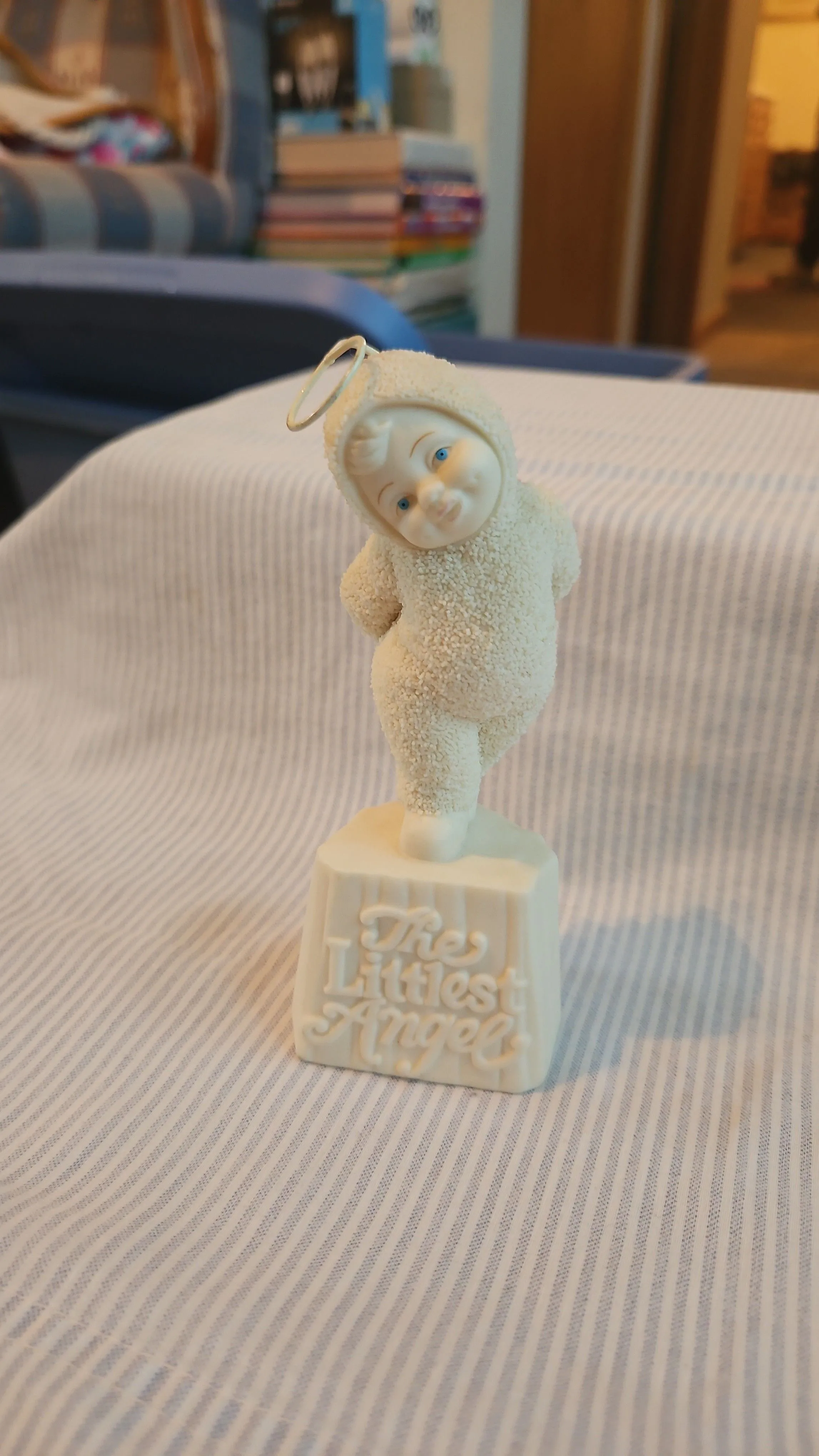 Product image for Dept 56 Snowbabies figurine “The Littlest Angel”