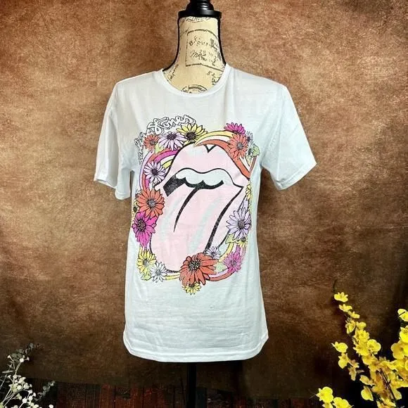 Product image for Rolling Stones T-Shirt - White with flowers - size M
