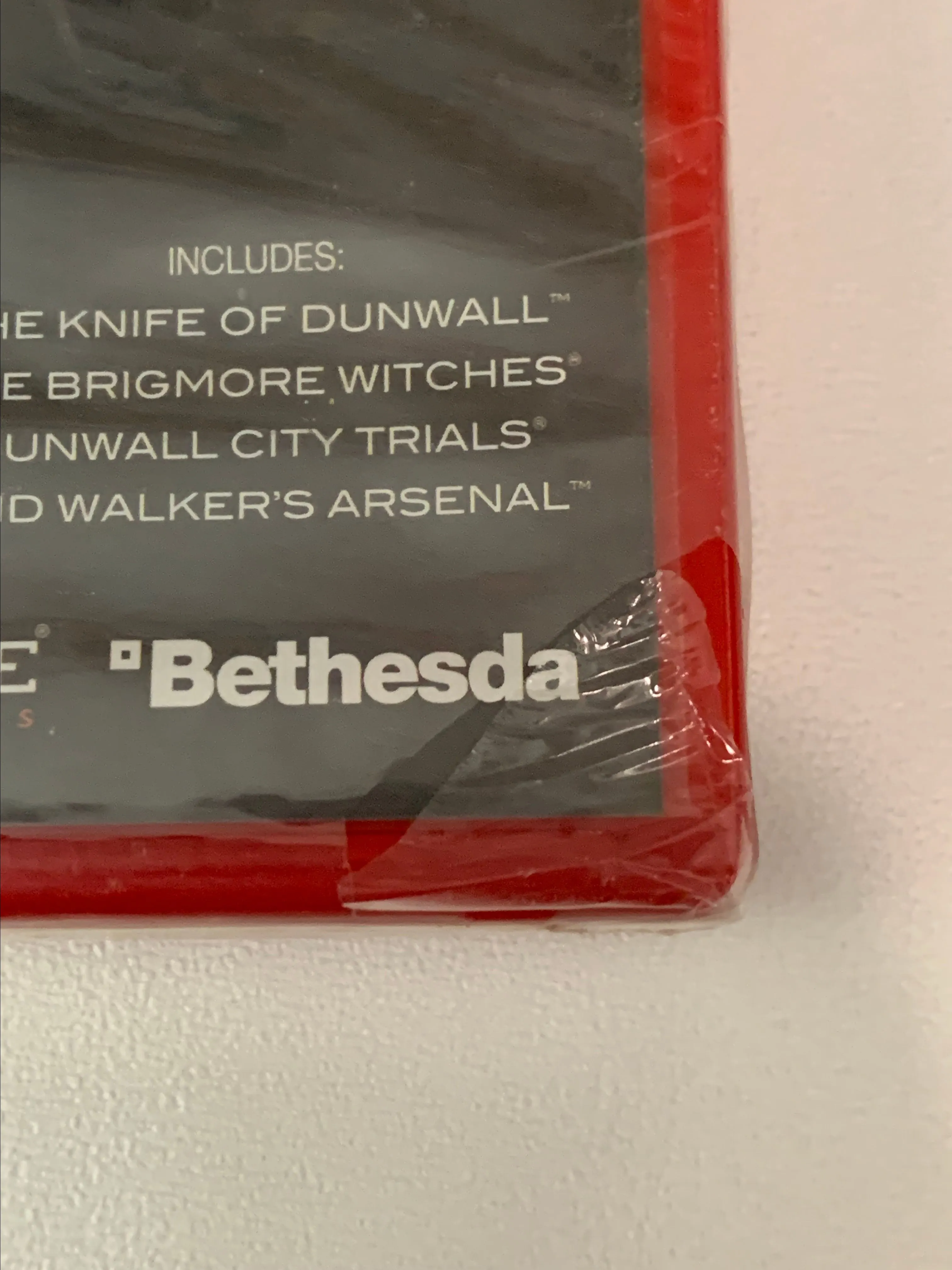 Listing Image Blurred Background