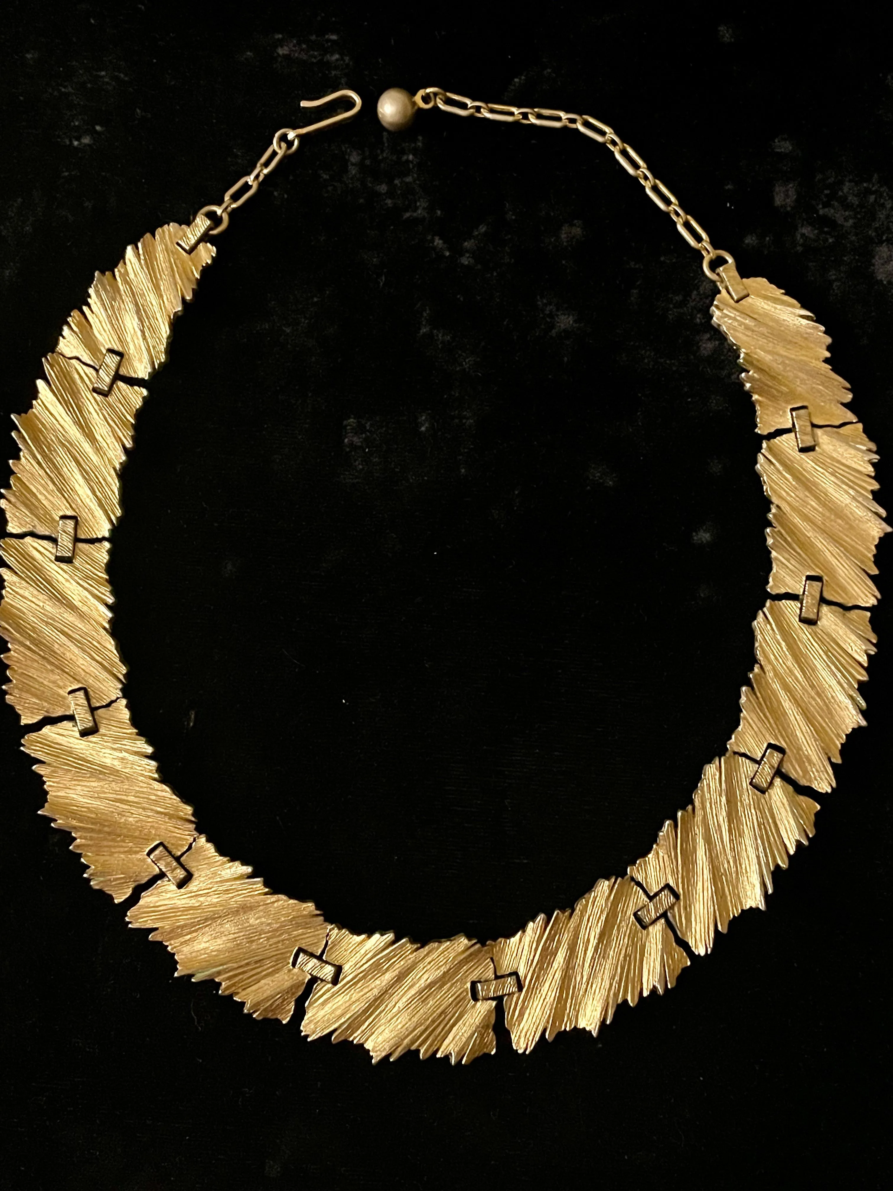 Product image for TRIFARI Brutalist Panel Necklace