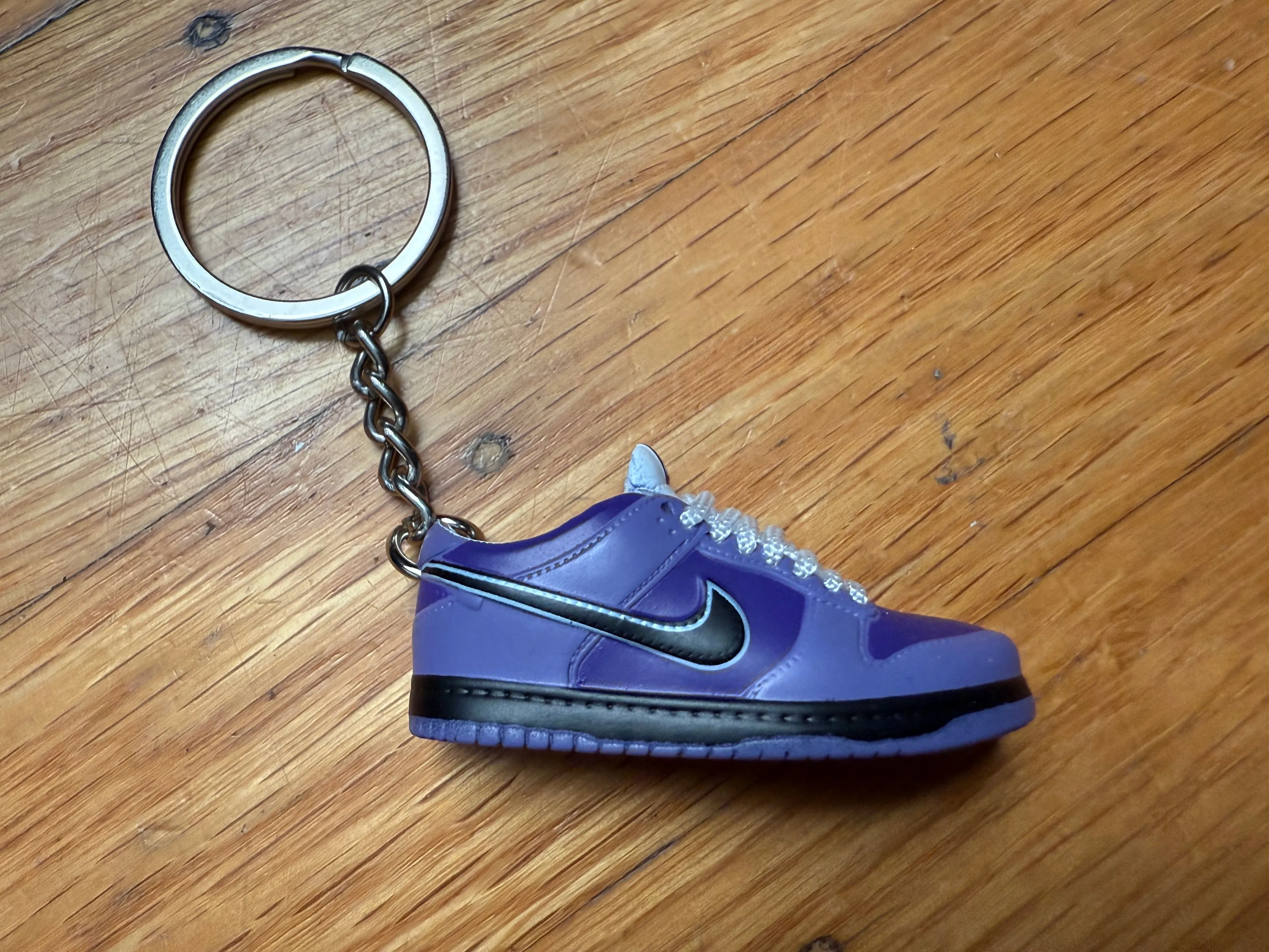 Product image for 3d Nike SB Dunk Purple Lobster low Sneaker/Shoe Keychain