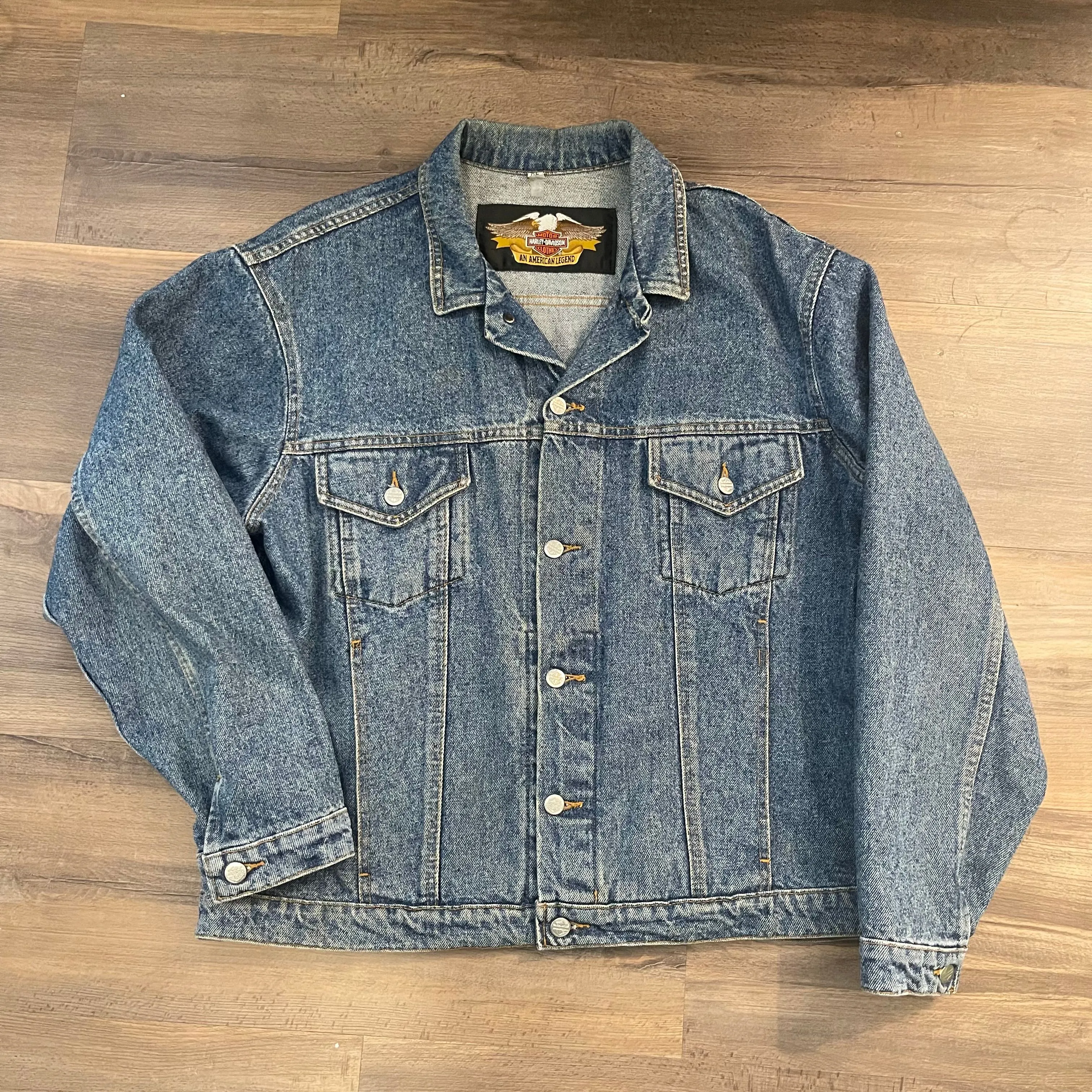Listing Image Blurred Background