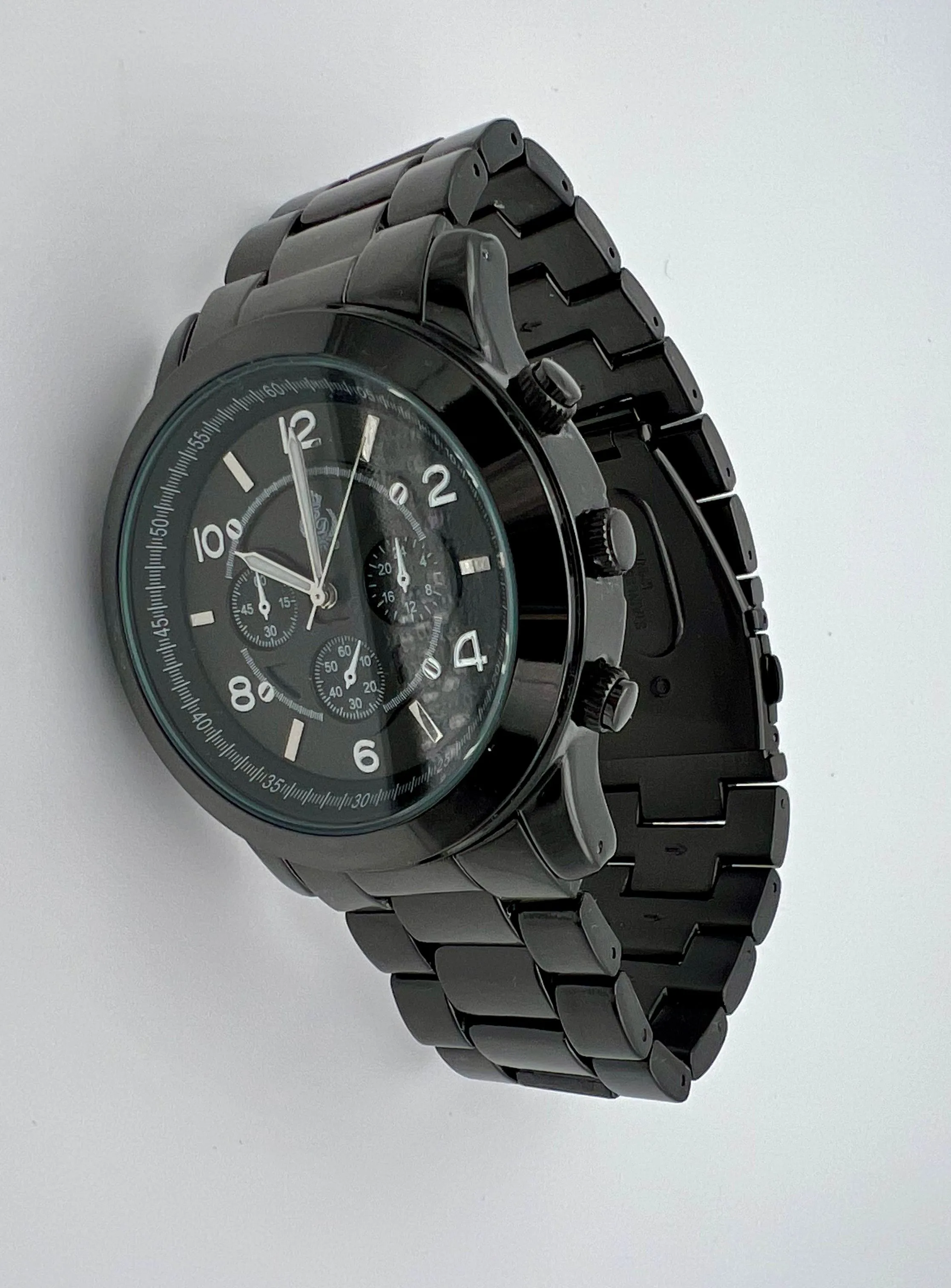 Listing Image Blurred Background