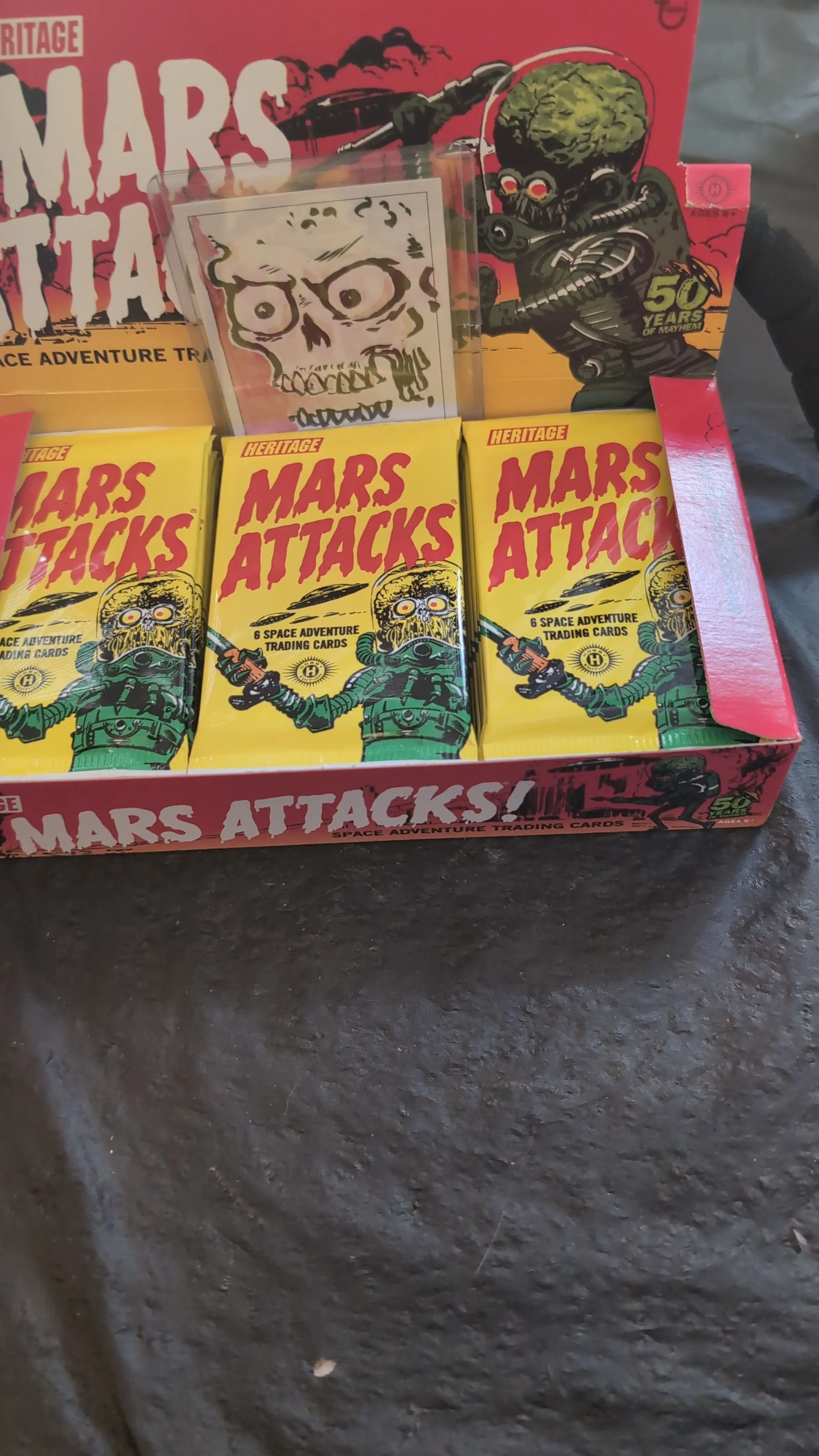 Product image for Mars Attack Hobby Box break w/coin