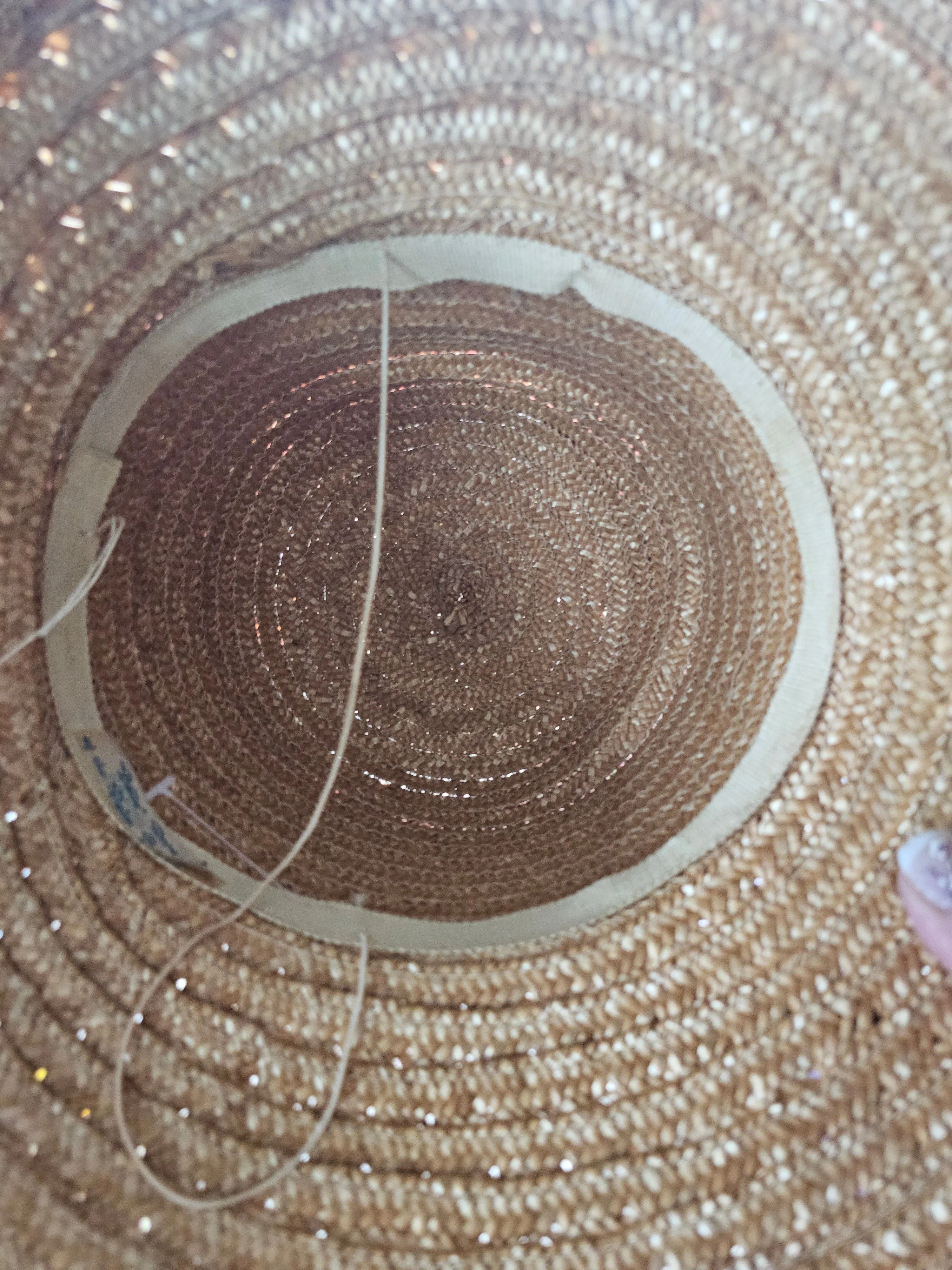 Listing Image Blurred Background