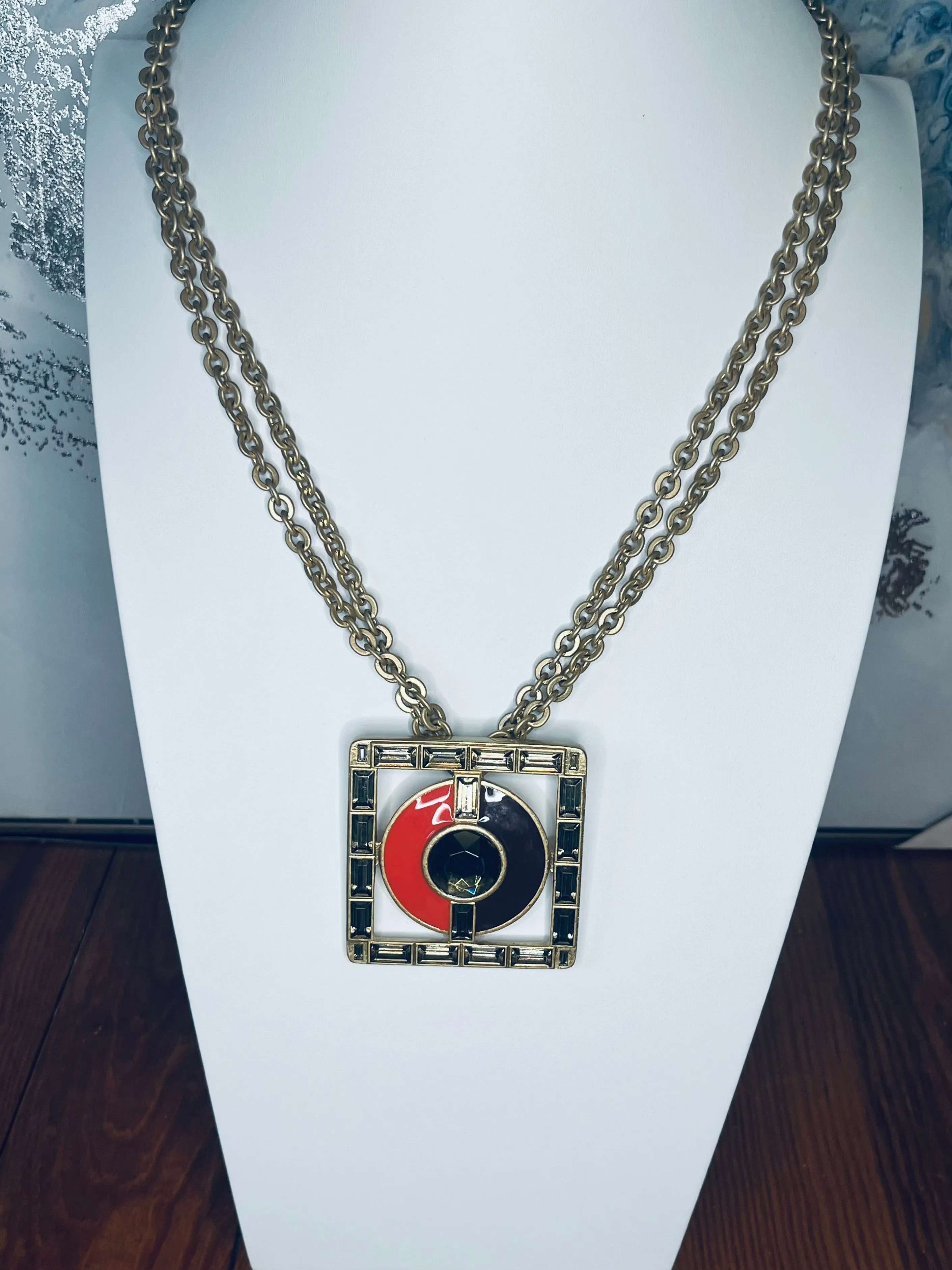 Product image for N32-Fabulous Statement