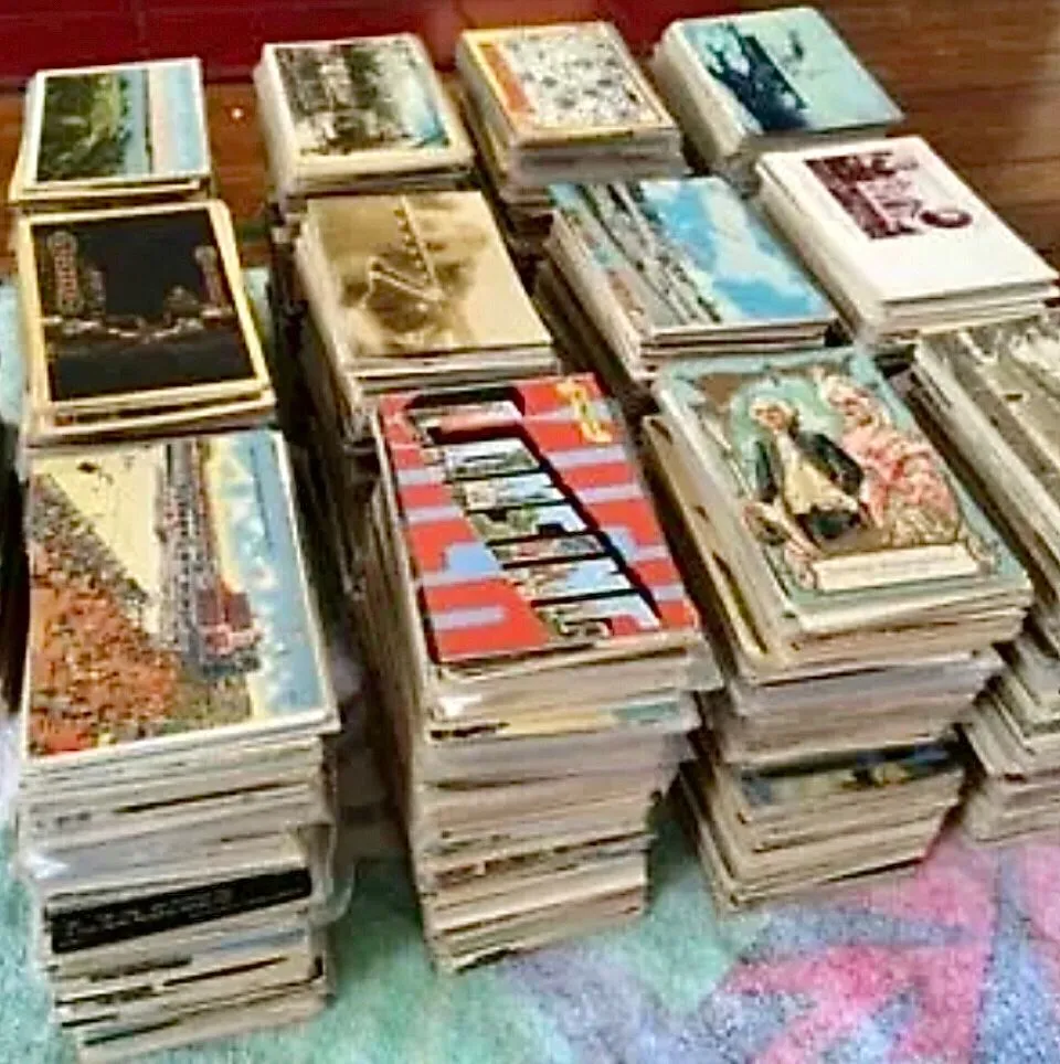 Product image for $12 / 20 random postcards