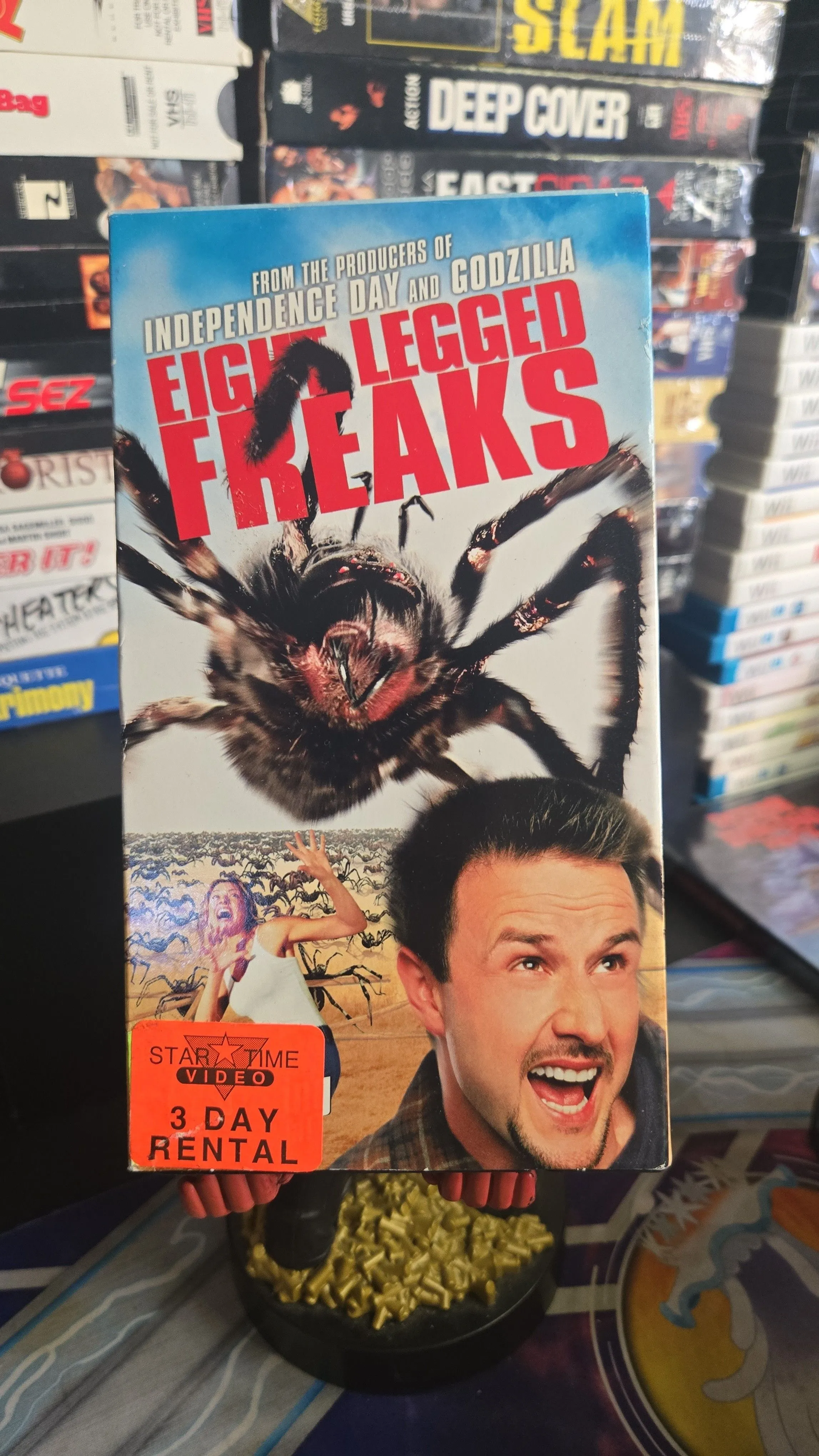 Product image for VHS - EIGHT LEGGED FREAKS