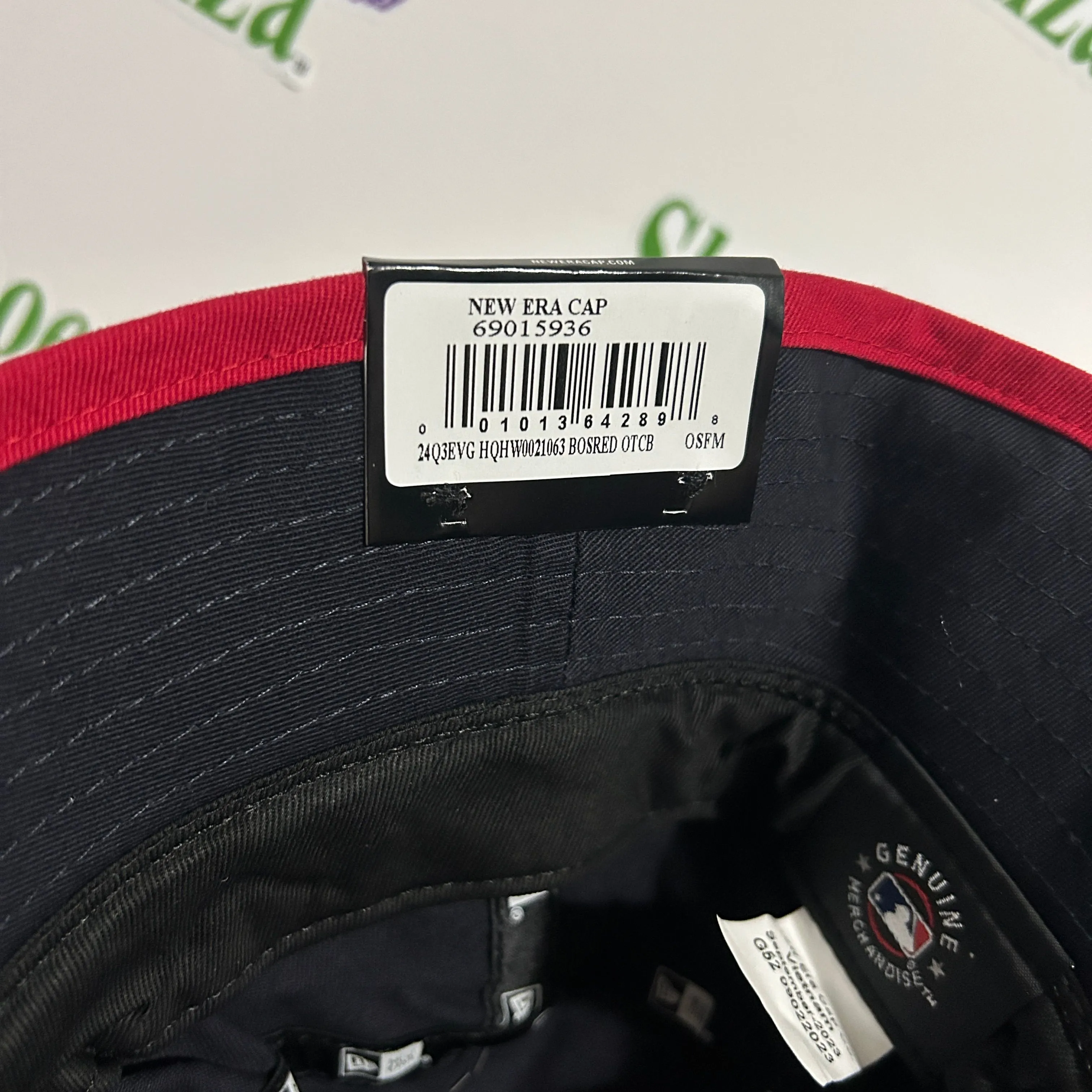 Listing Image Blurred Background
