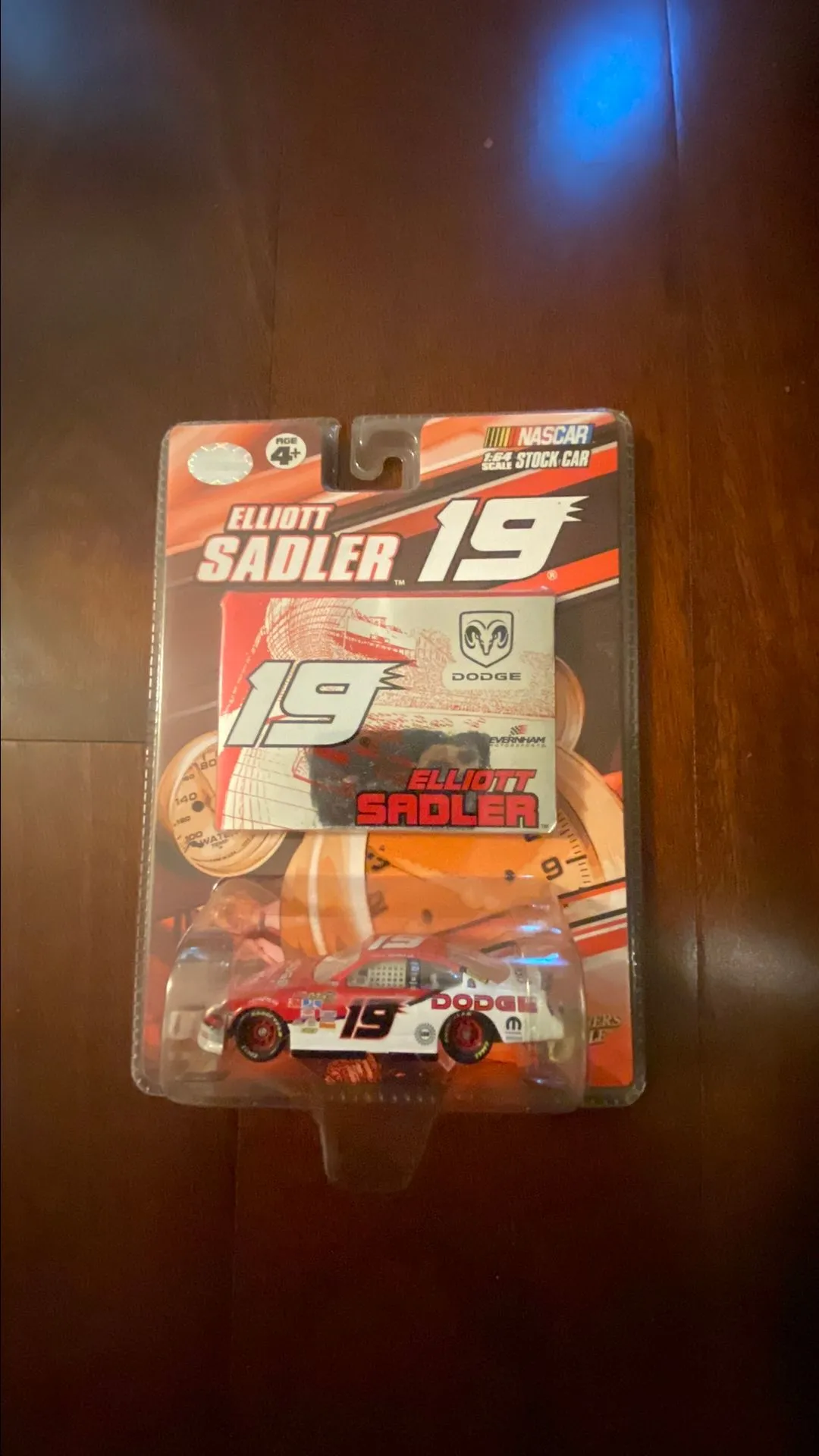 Product image for Elliott Sadler 19