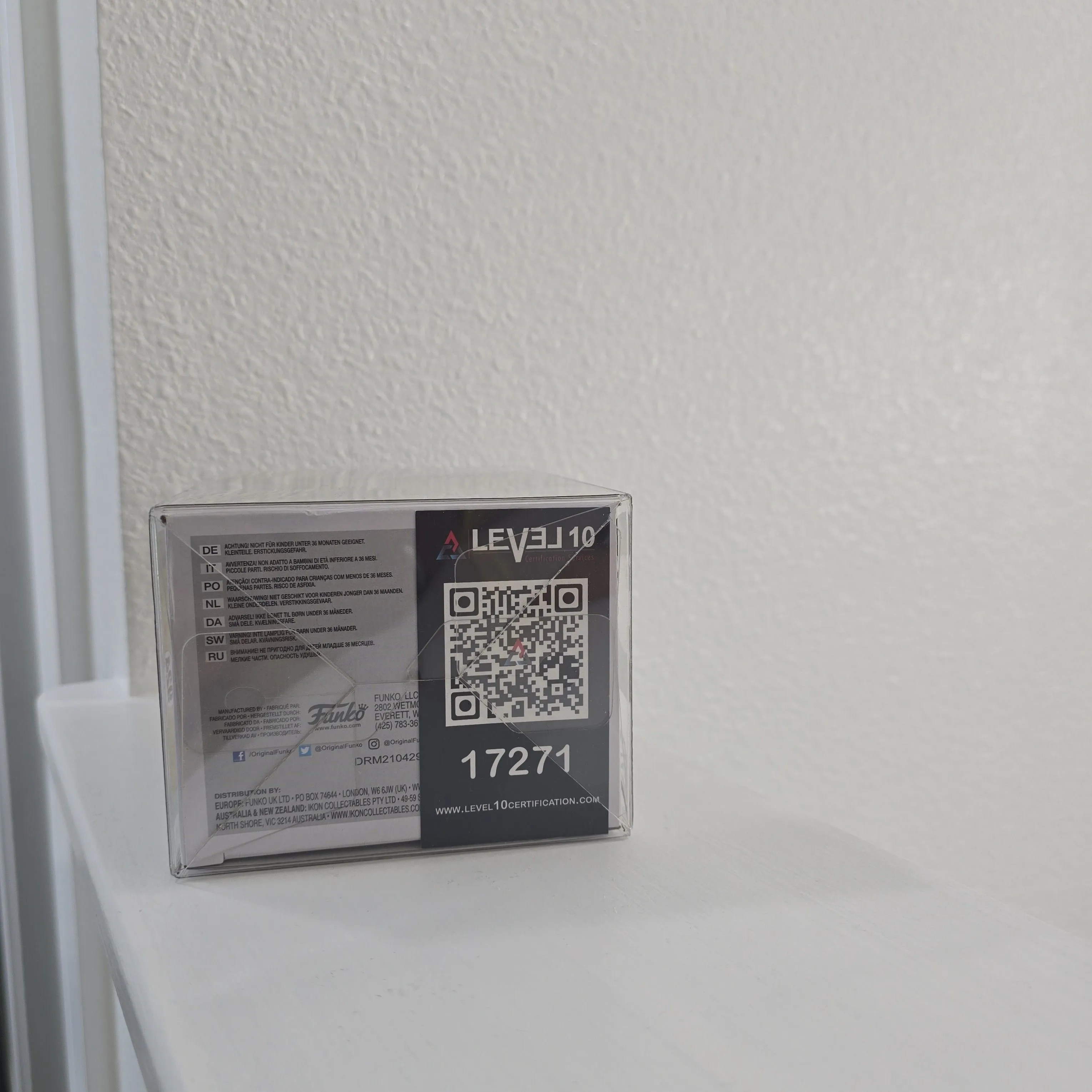Listing Image Blurred Background