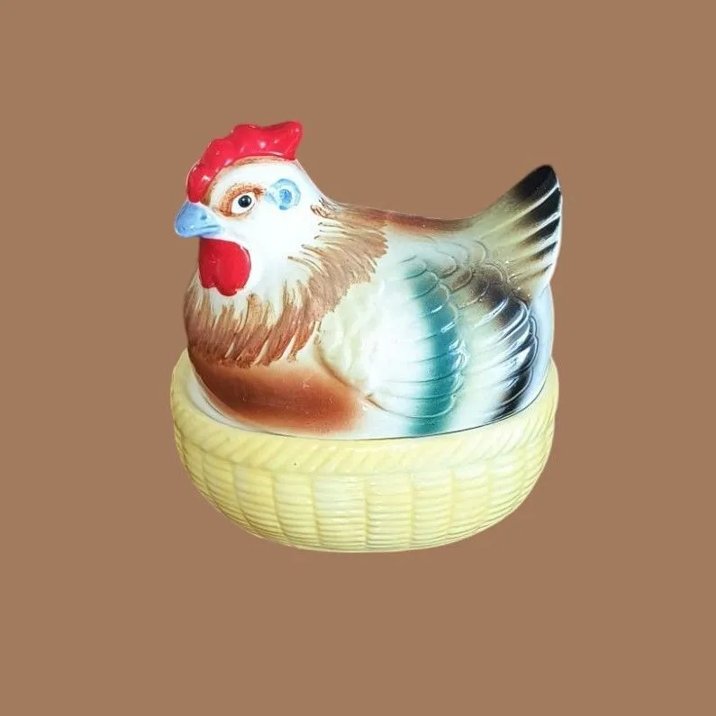 Product image for Hen on a Nest S&P