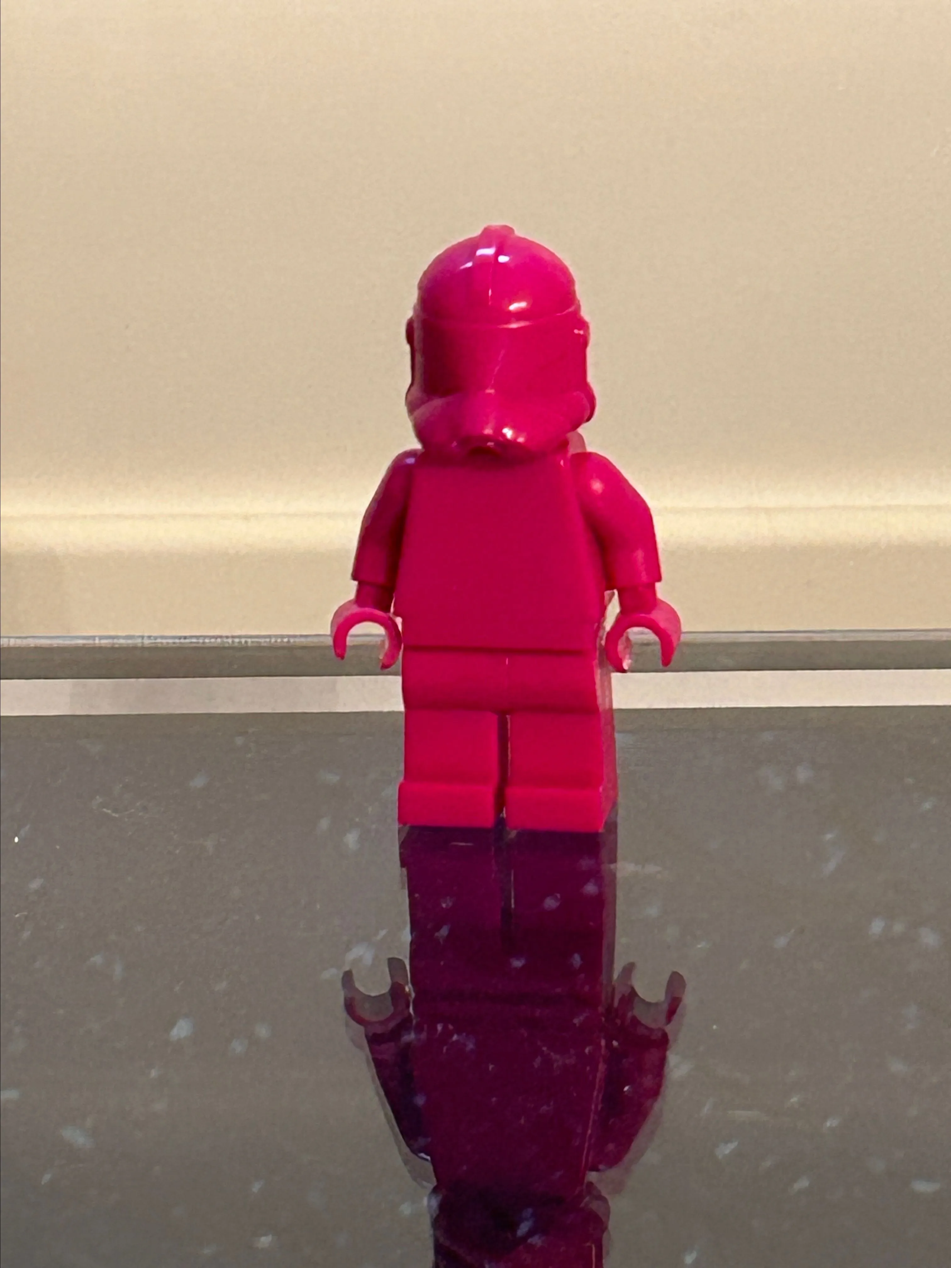 Product image for LEGO SW Monochrome Minifigure - Solid Magenta P2 Clone Trooper - Unreleased