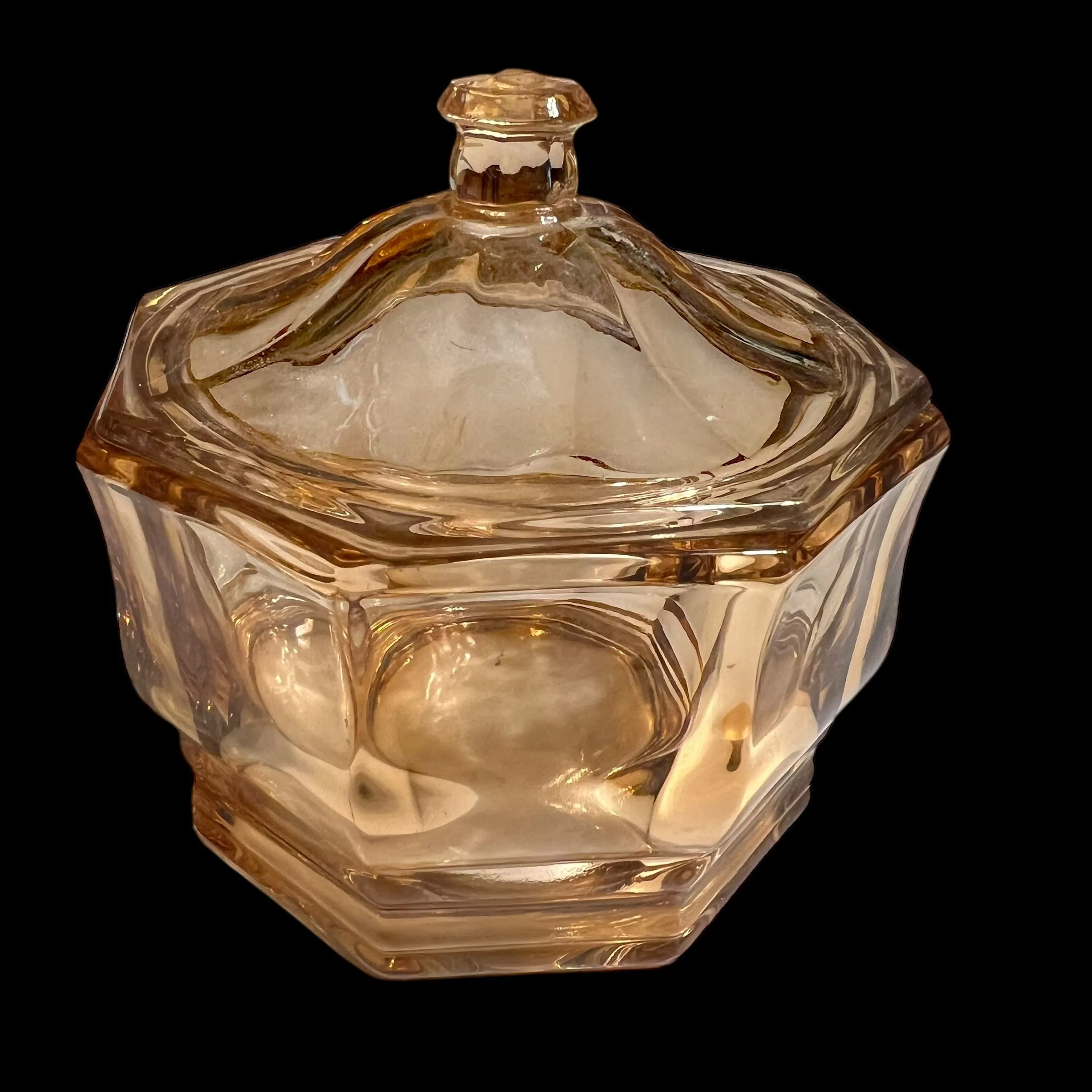 Product image for 221 vintage pink octagonal lid, Concorde pattern, Indiana glass bowl
