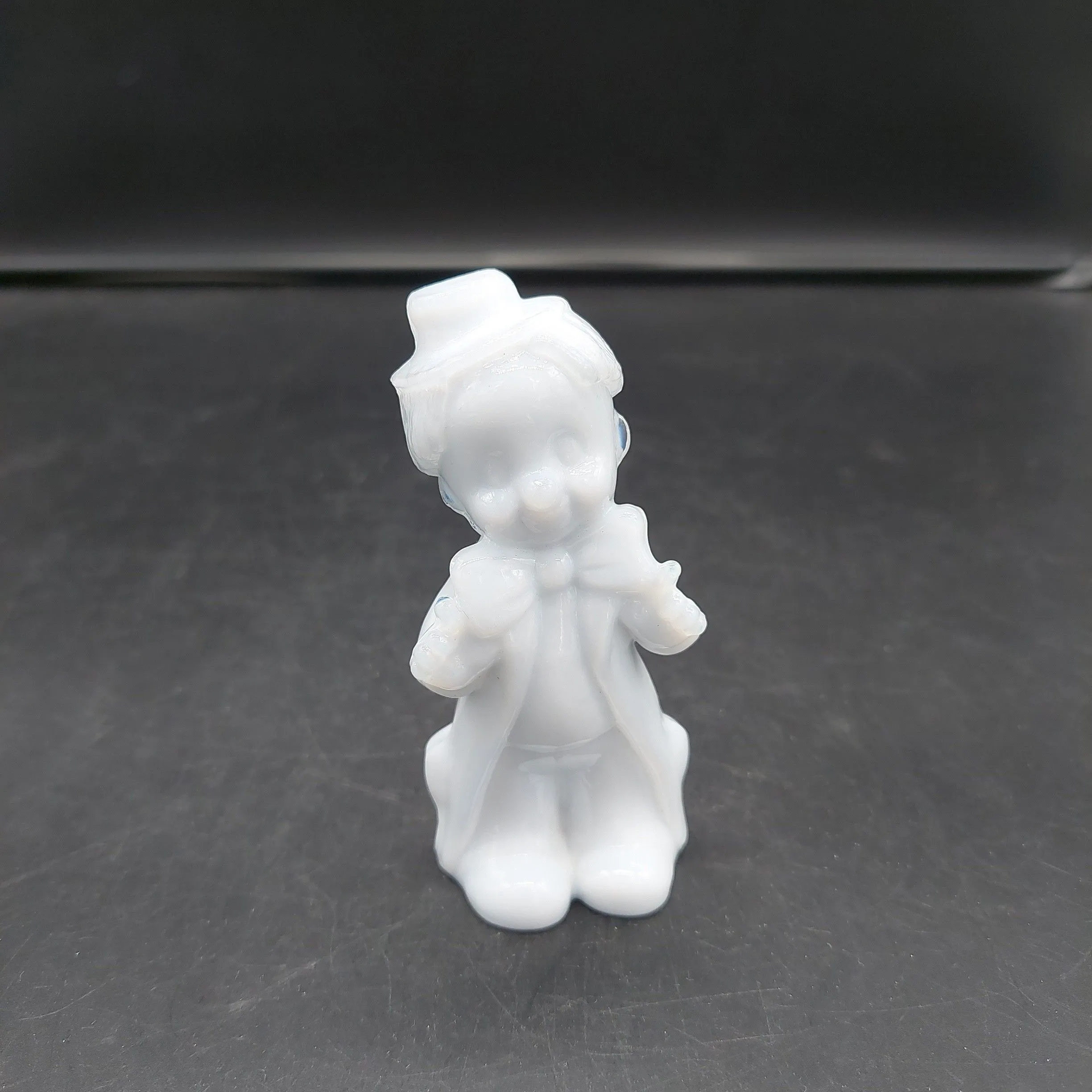 Product image for 1437 Boyd Milk Glass Chuckles the Clown 3 3/4" Tall