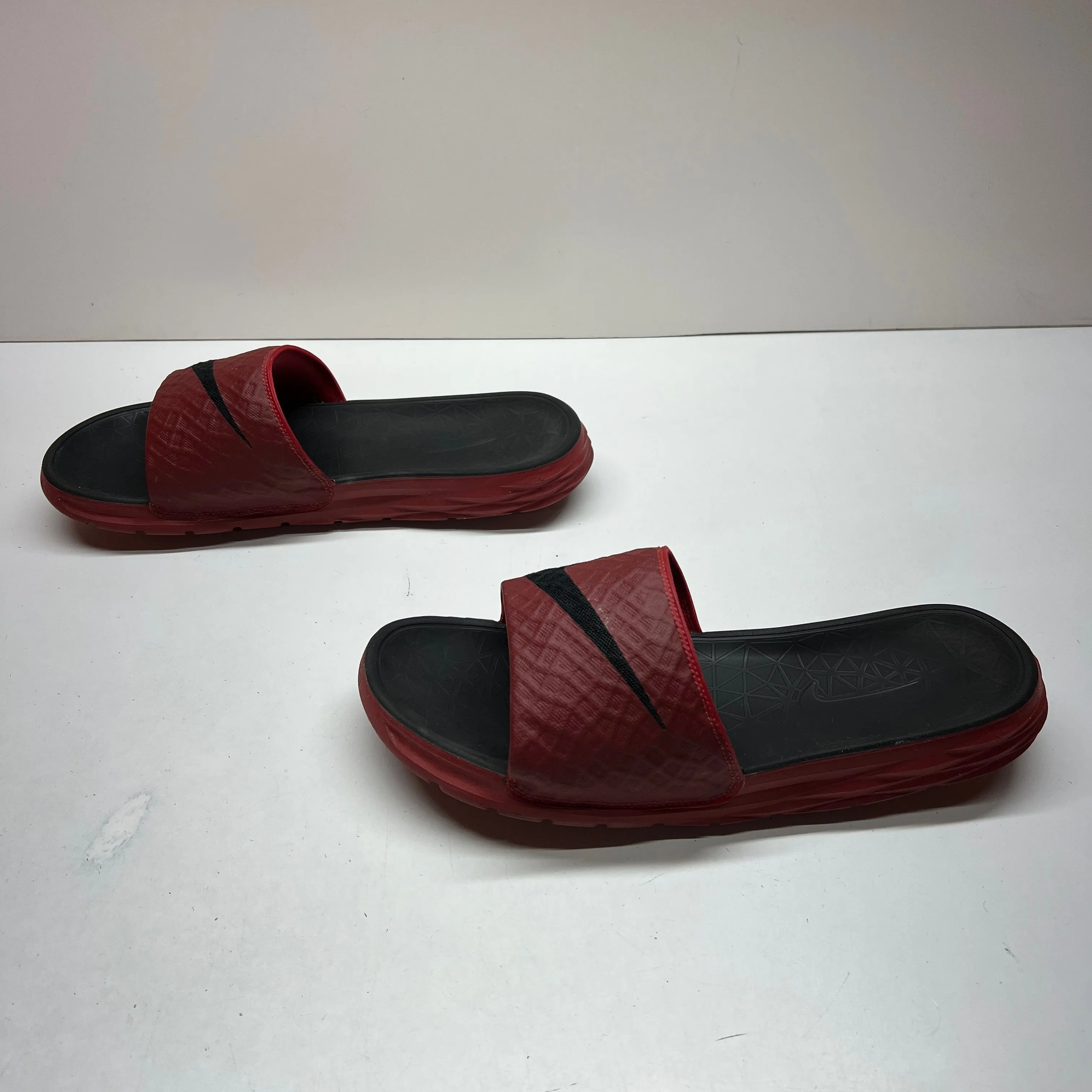 Listing Image Blurred Background