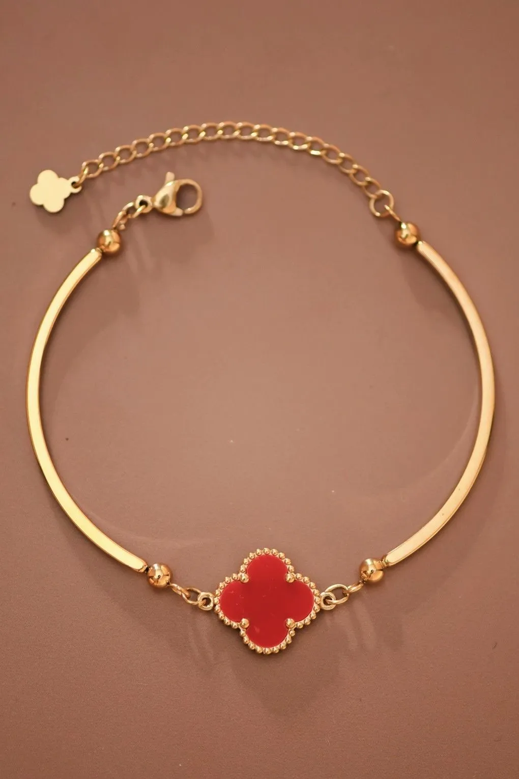 Product image for 18k Non-tarnish Stainless Steel Chain Bracelet - Red Clover
