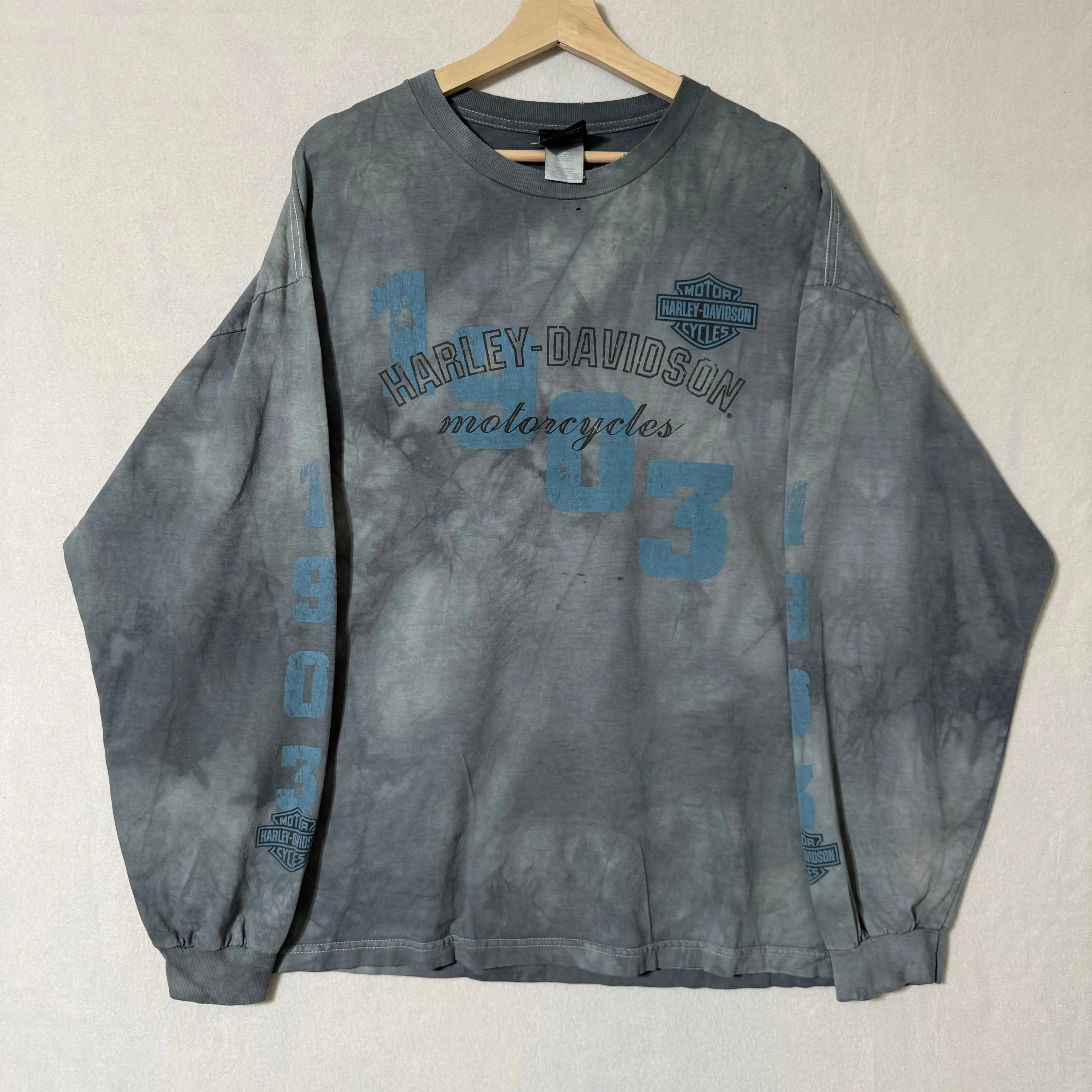 Listing Image Blurred Background