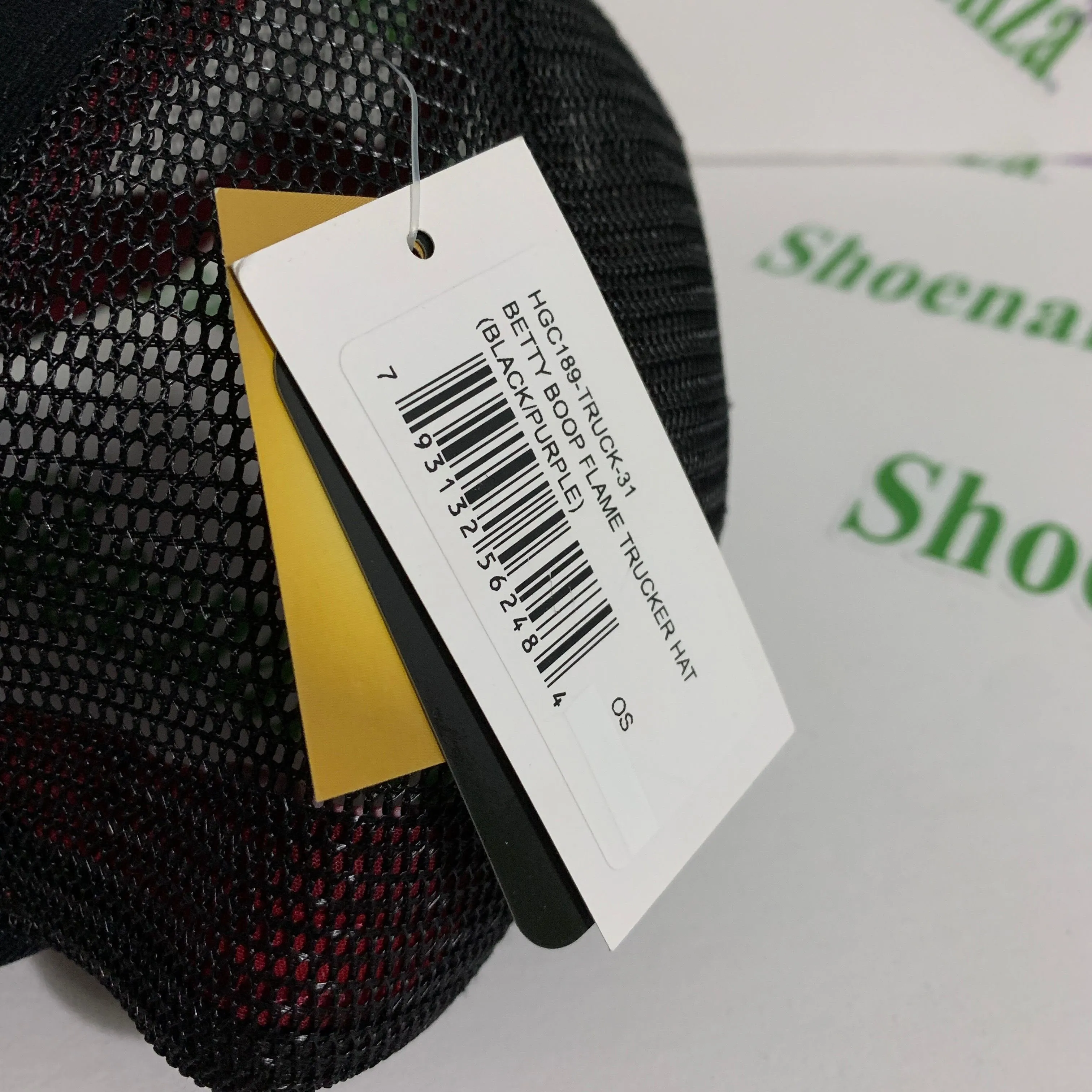 Listing Image Blurred Background