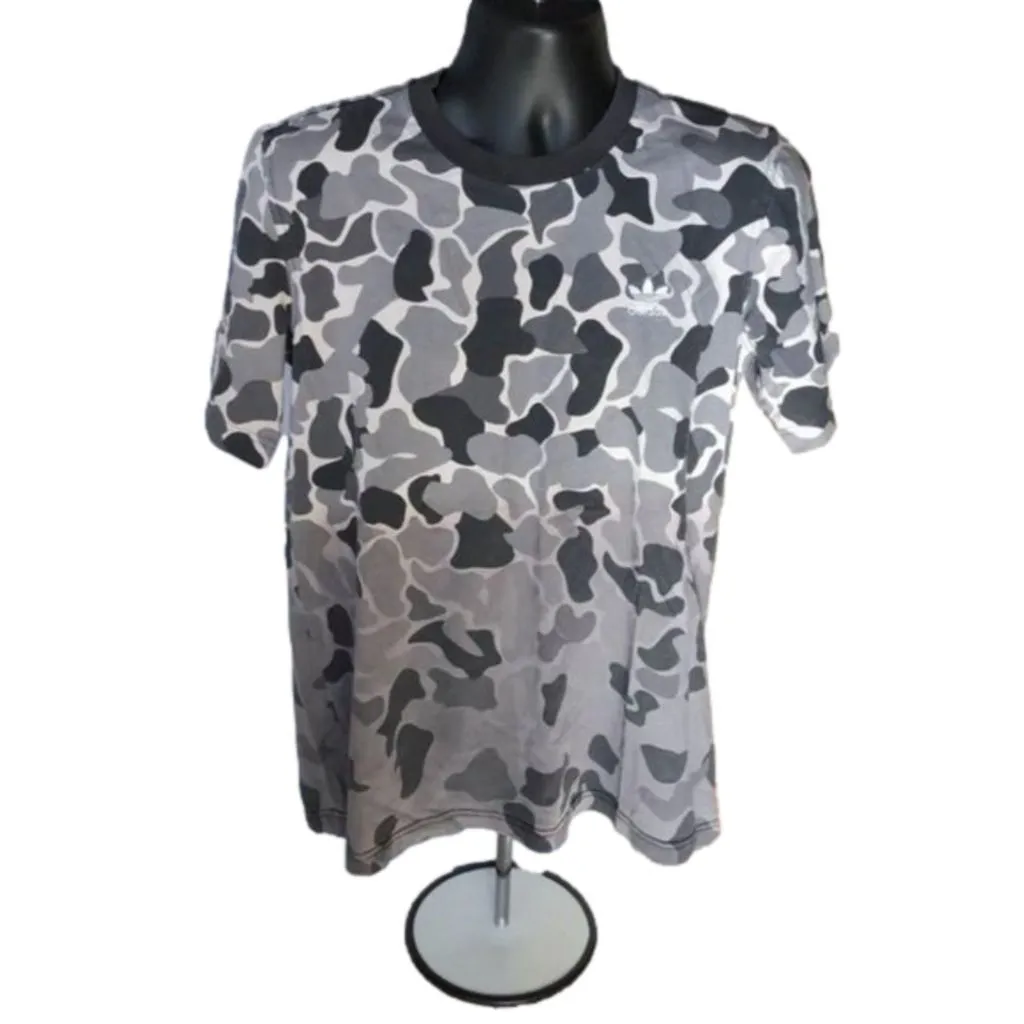 Product image for ADIDAS Men's T-shirt size medium