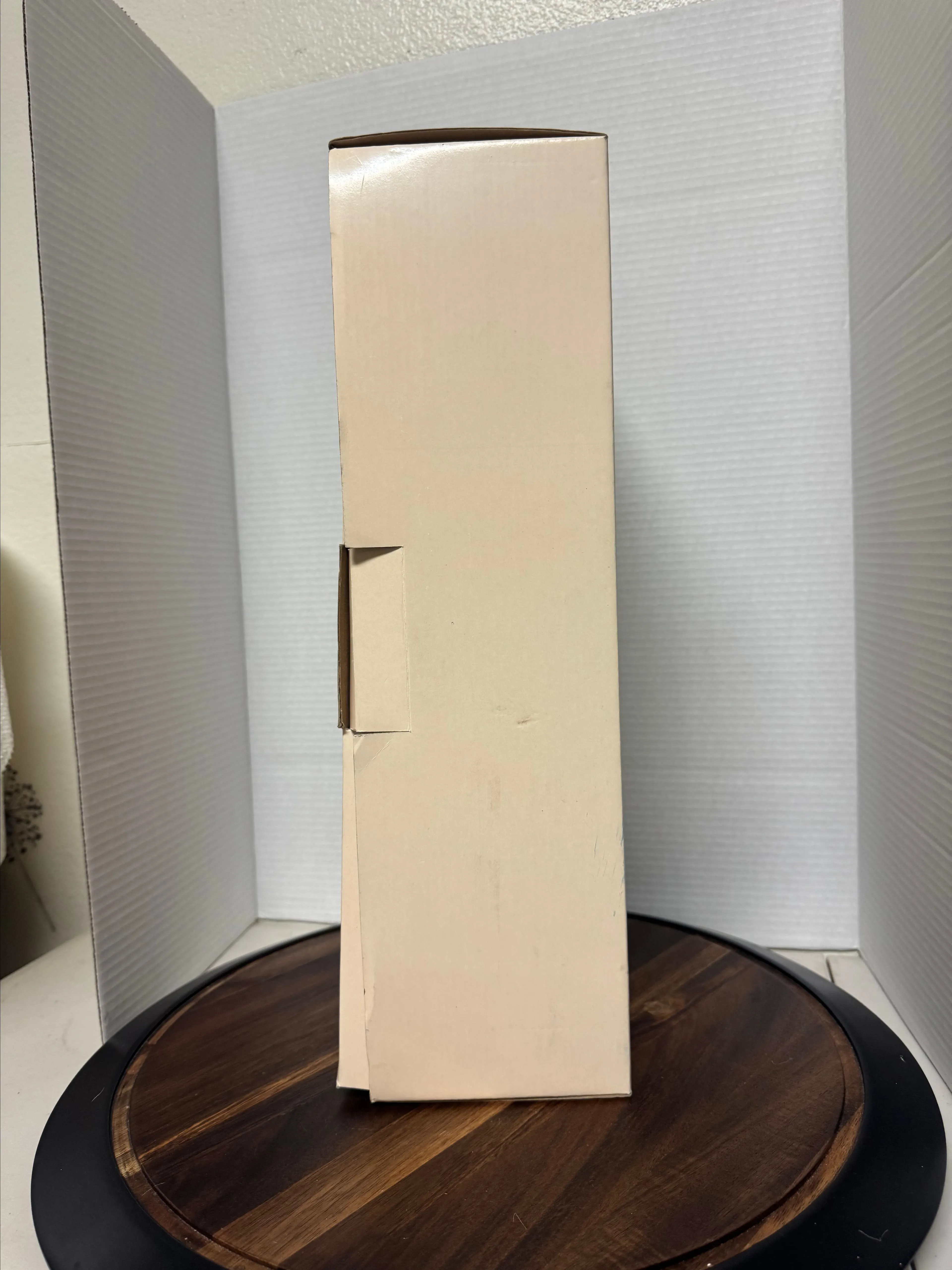 Listing Image Blurred Background