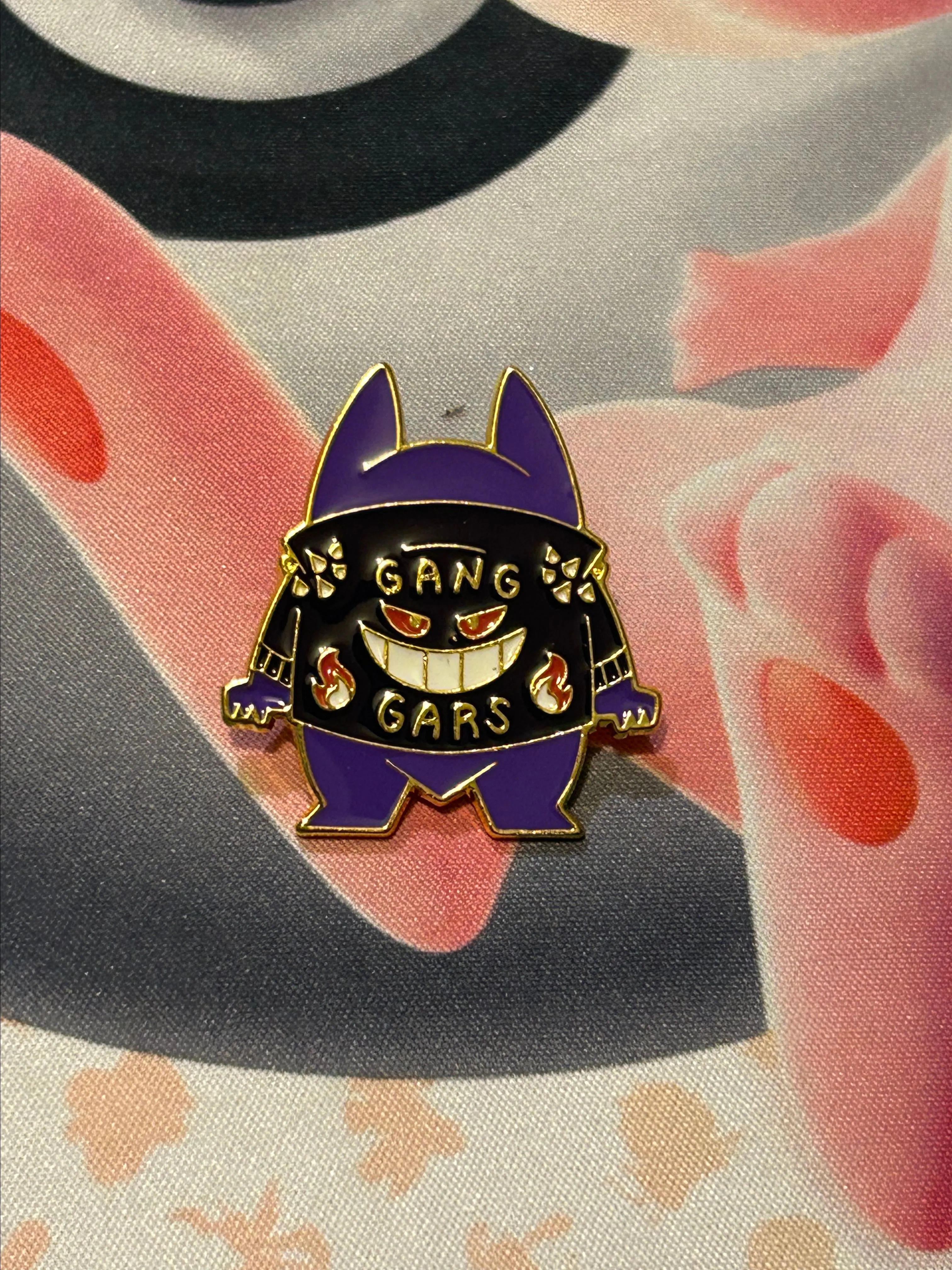 Product image for Gengar gangs pin