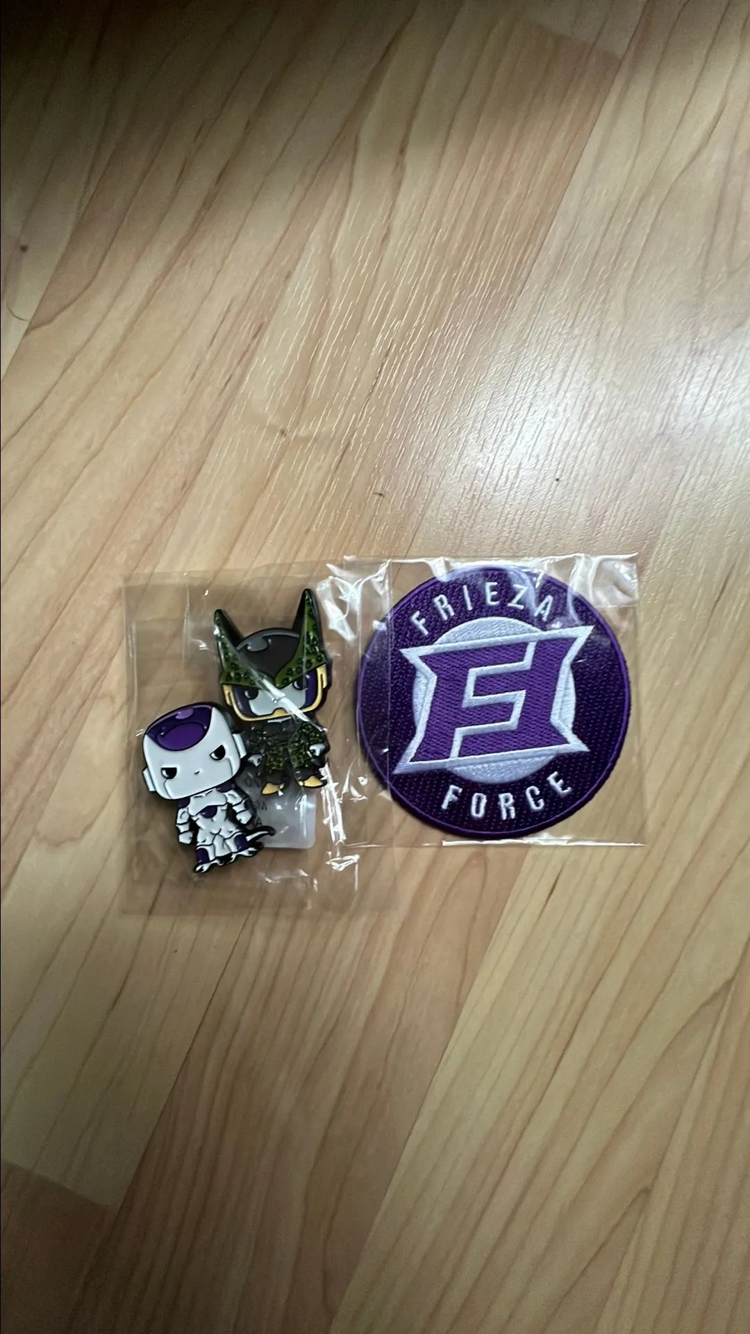 Product image for Frieza & Cell pins