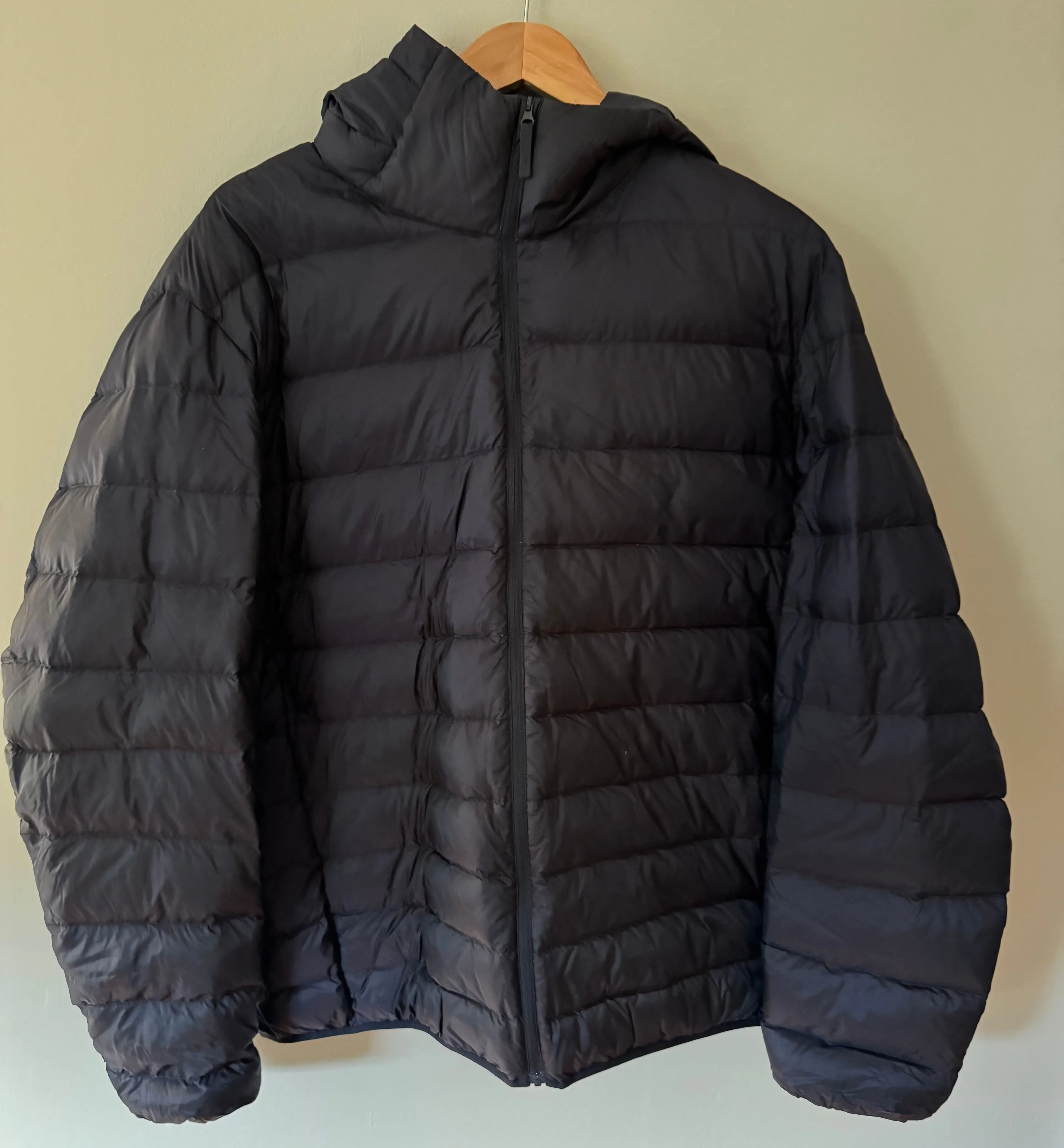 Product image for Uniqlo - Ultra Light Down Dark Blue Jacket Size XXL