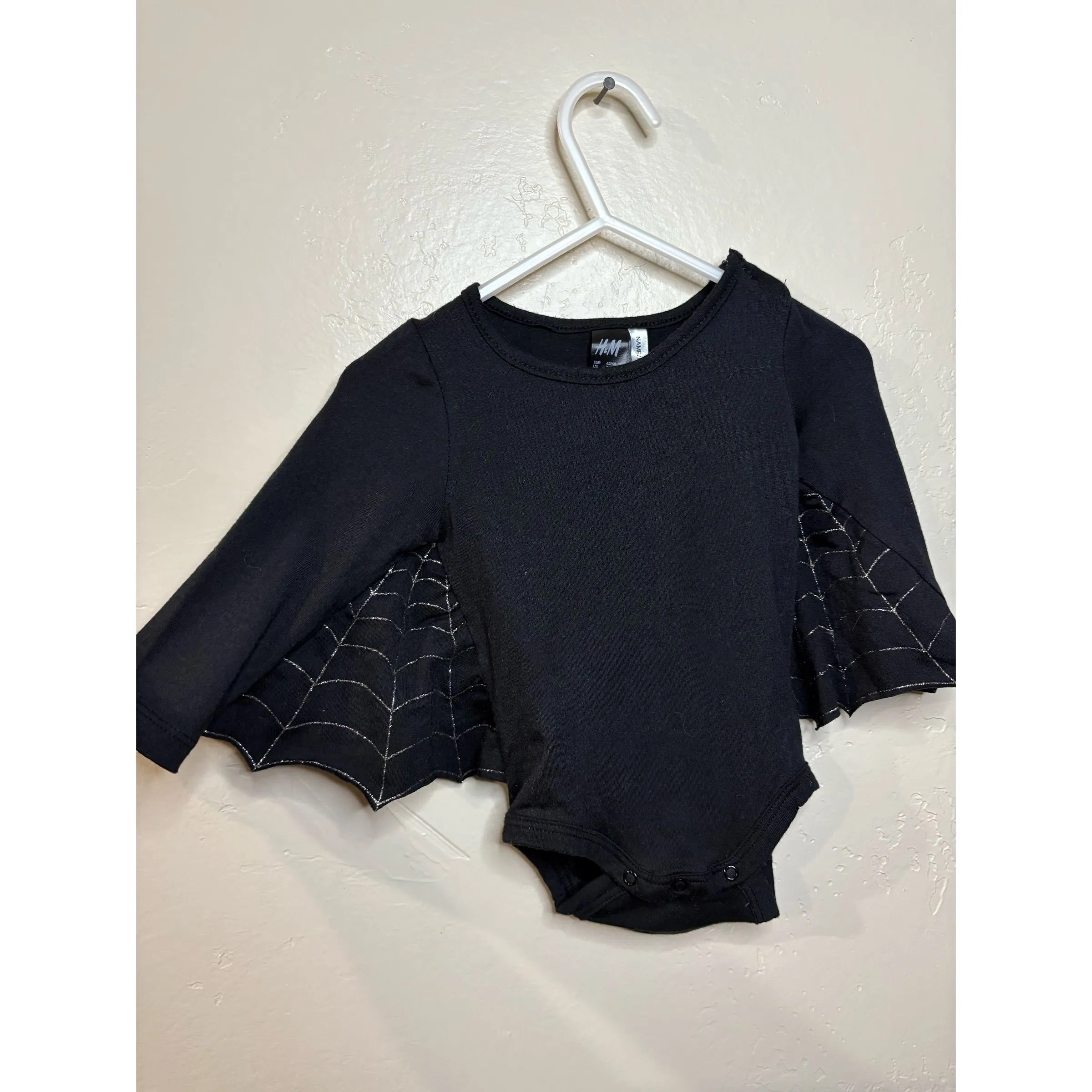 Product image for H&M 3-6 Months Bat Bodysuit