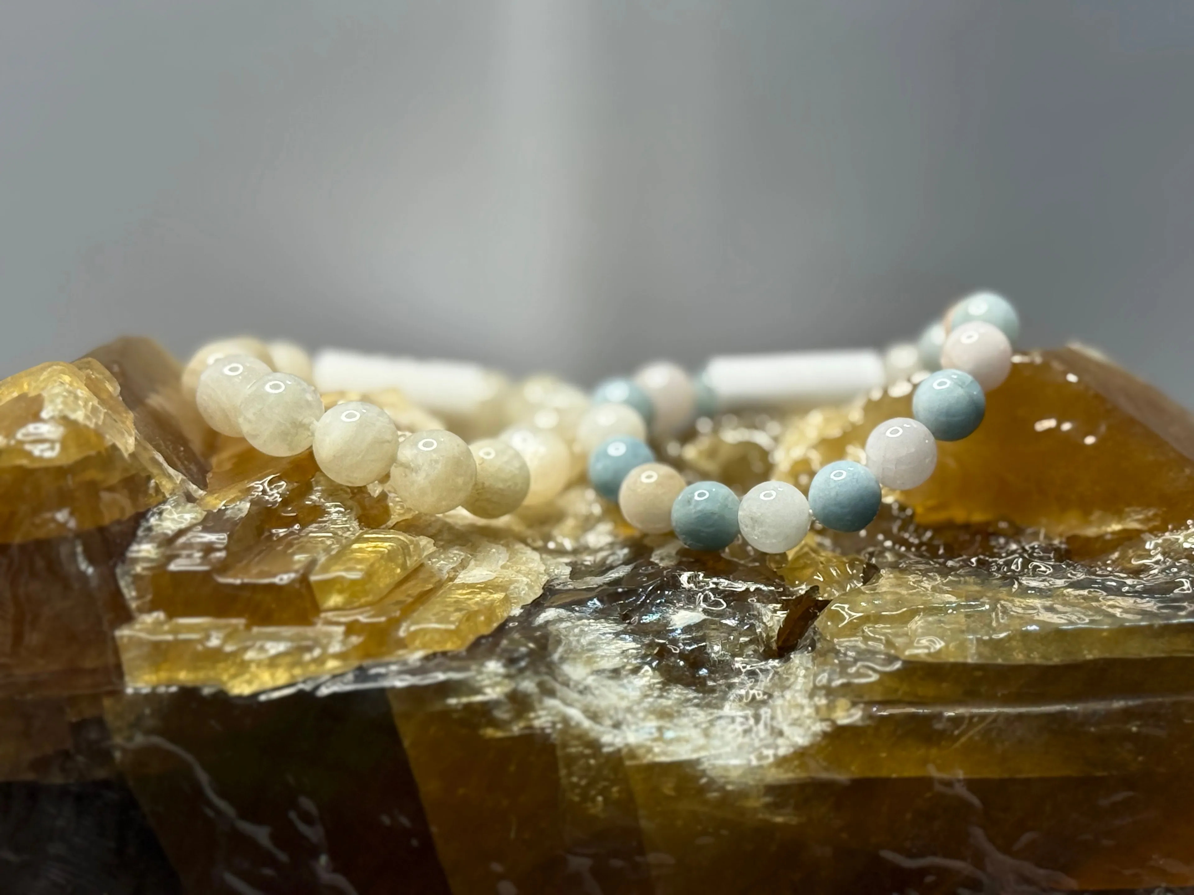 Product image for Aquamarine Mangano calcite