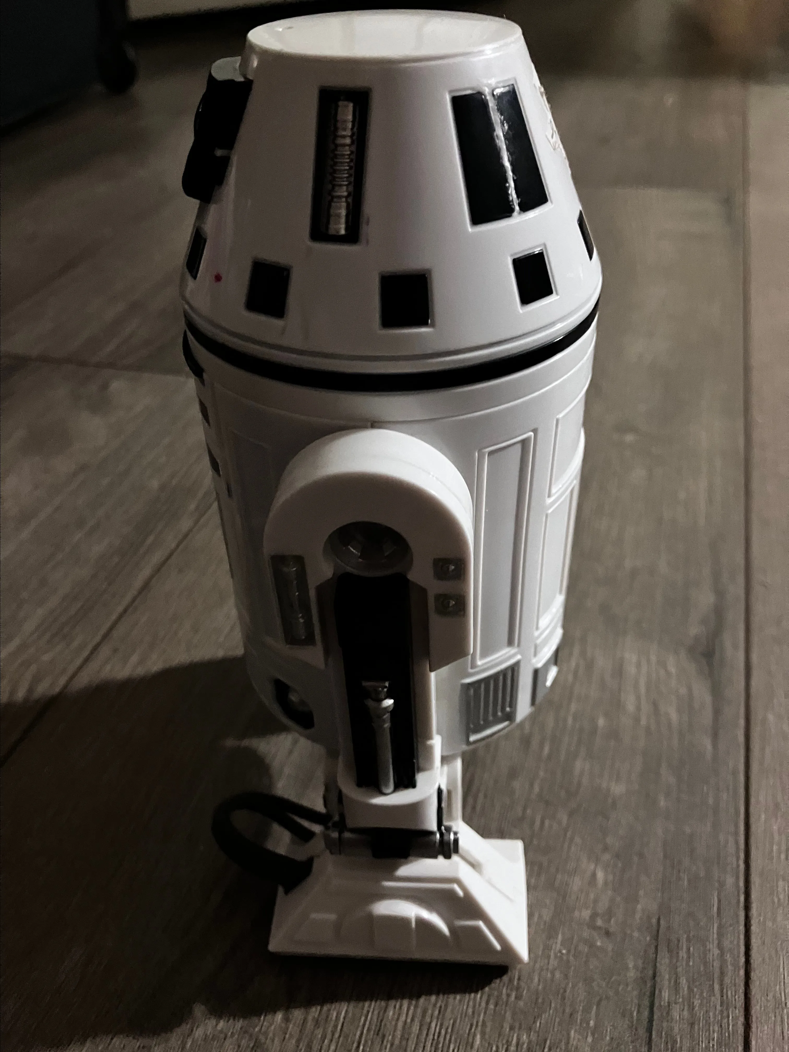 Listing Image Blurred Background