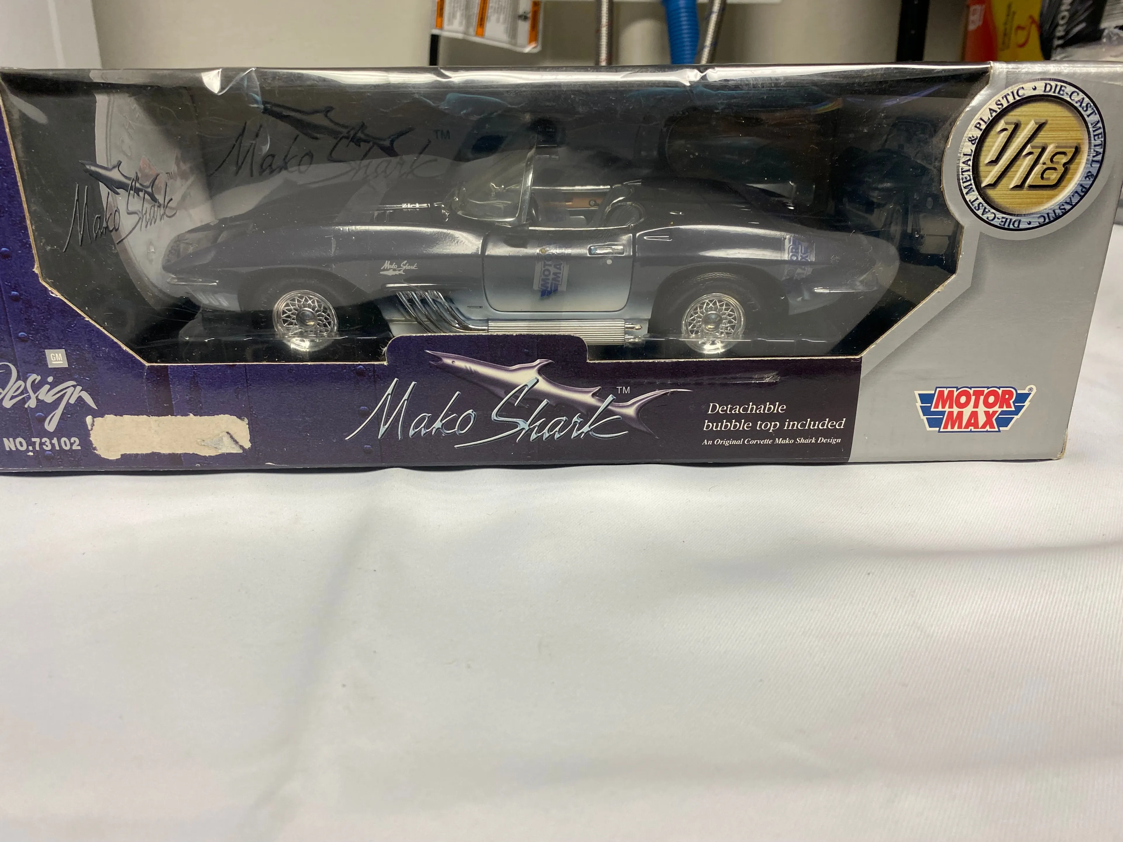 Product image for Motor Max 1961 Mako Shark Corvette